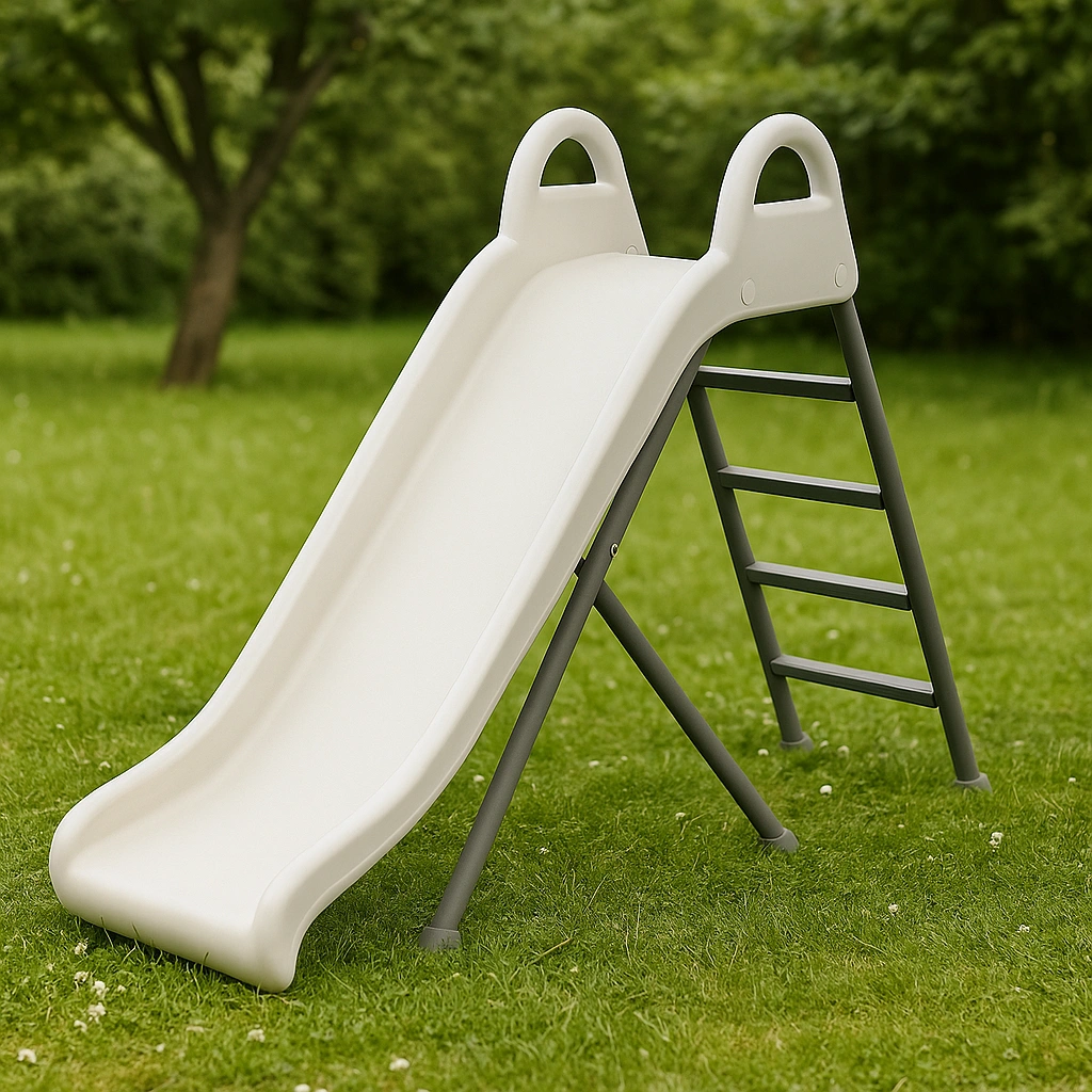 White plastic children's slide for the garden, 170 x 60 x 100 cm