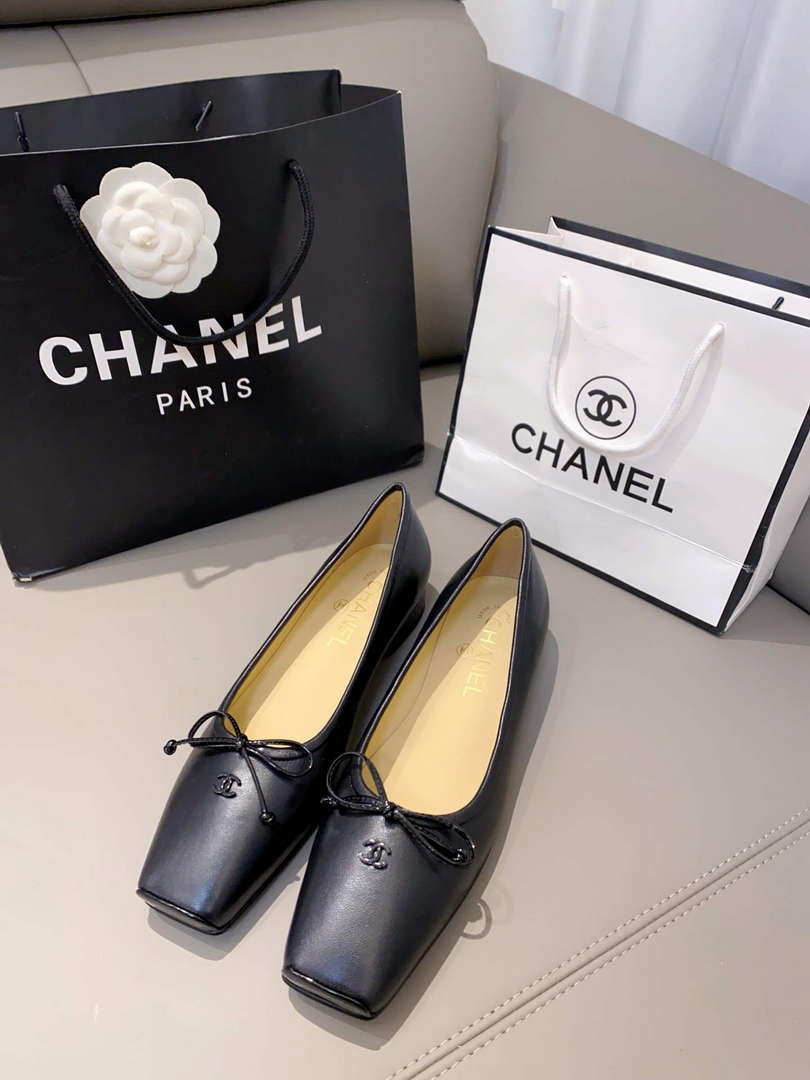 Chanel Women's Loafers Fashion Shoes C93264 - Sneaker Replica Workshop