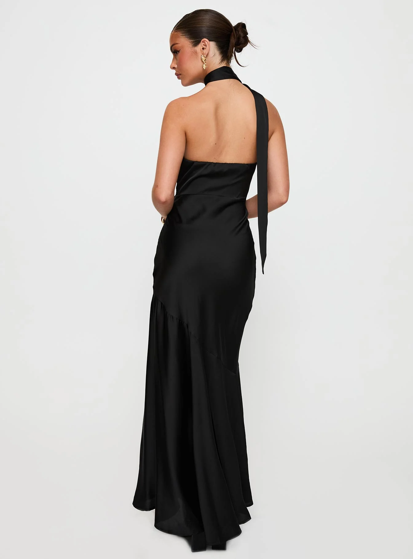 Elixaire Scarf Maxi Dress Black