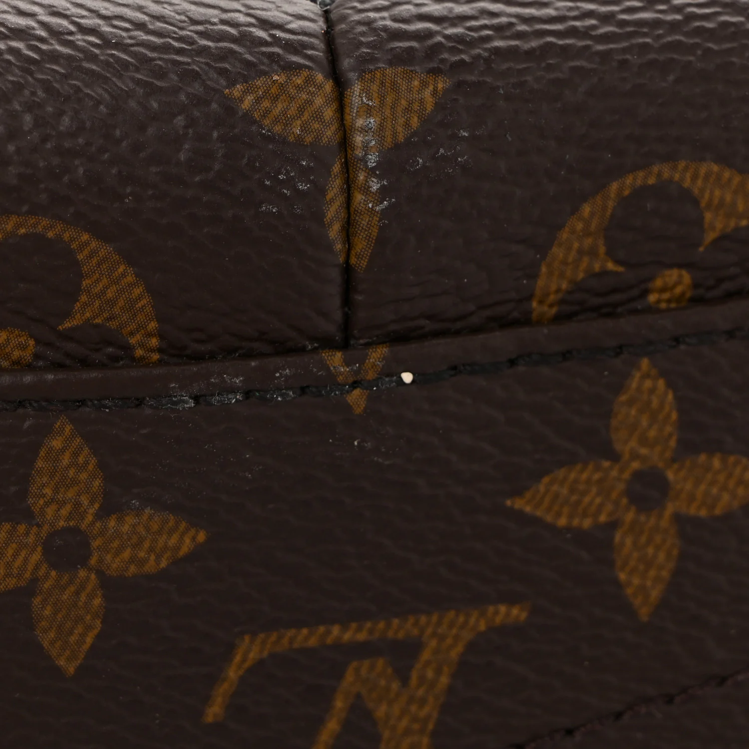 Monogram V Tote BB Black - Top Club