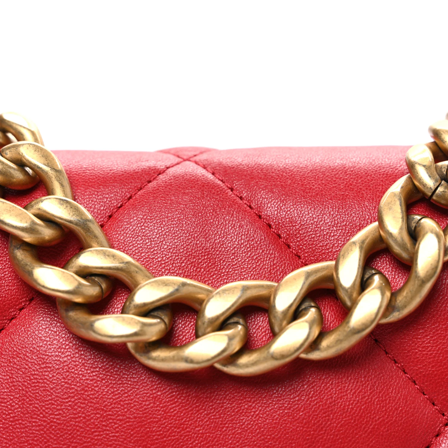 Lambskin Quilted Medium Chanel 19 Flap Red - Top Club
