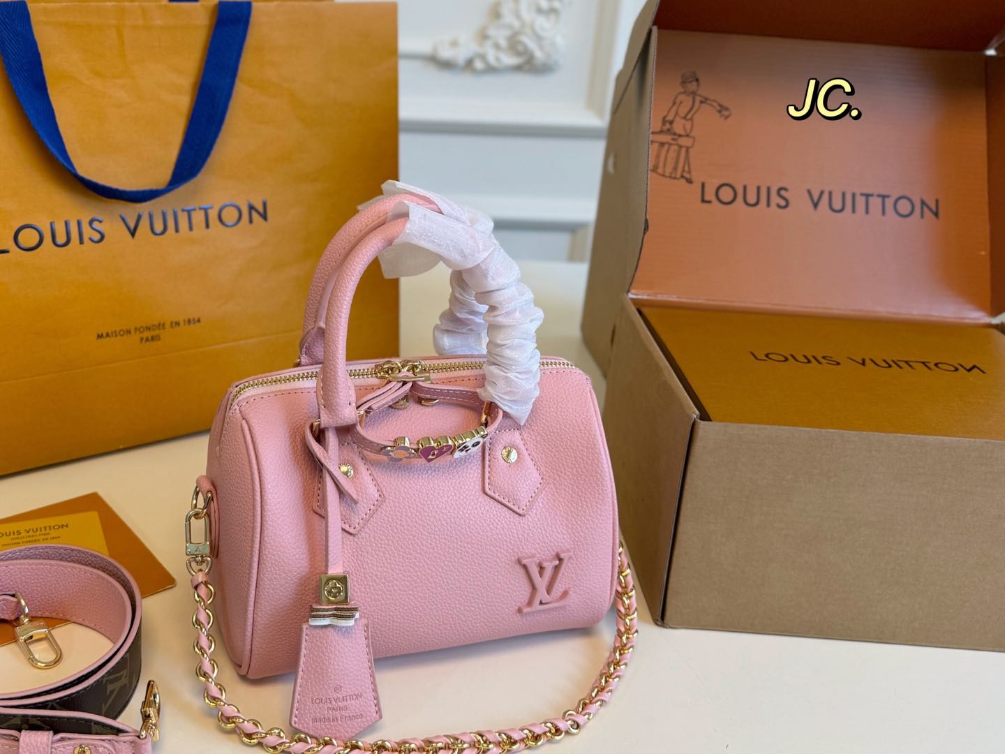 Louis new arrival speedy bag size: 20*15 cm - Top Club