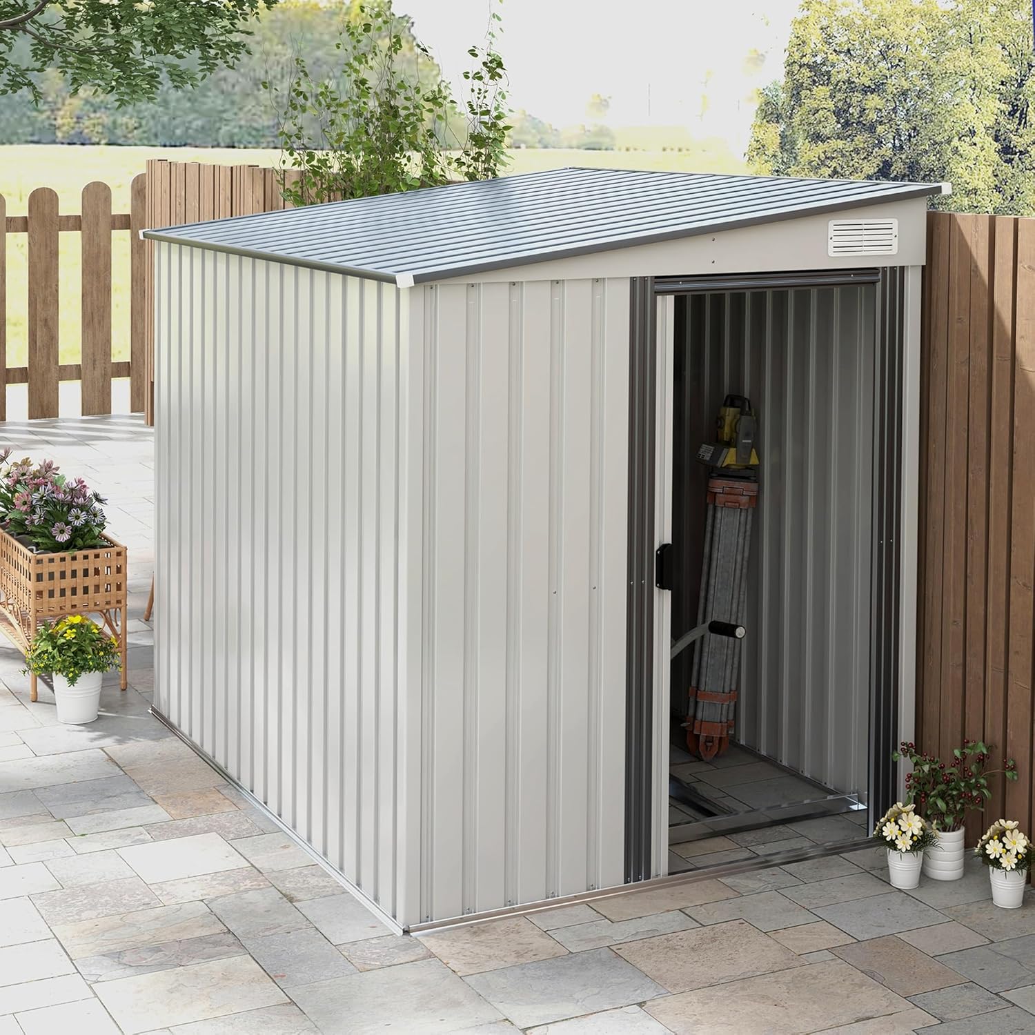 Outsunny Capanno da Giardino Porta Attrezzi in Acciaio Zincato 1.5x2m, Casetta da Giardino con Base, Porta Scorrevole, Tetto Inclinato, Ripiani, Ganci e Prese d'Aria, Bianco