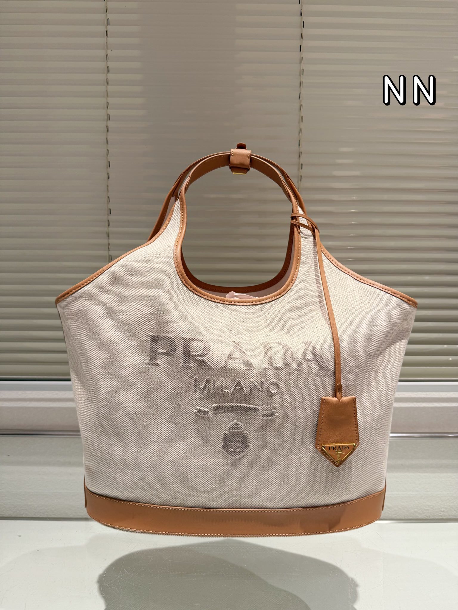 Pra new arrival tote bag size:28*22 cm - Top Club