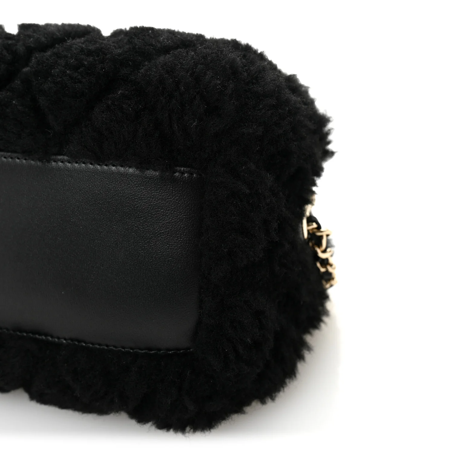 Shearling Quilted Barrel Clutch With Chain Black - Top Club