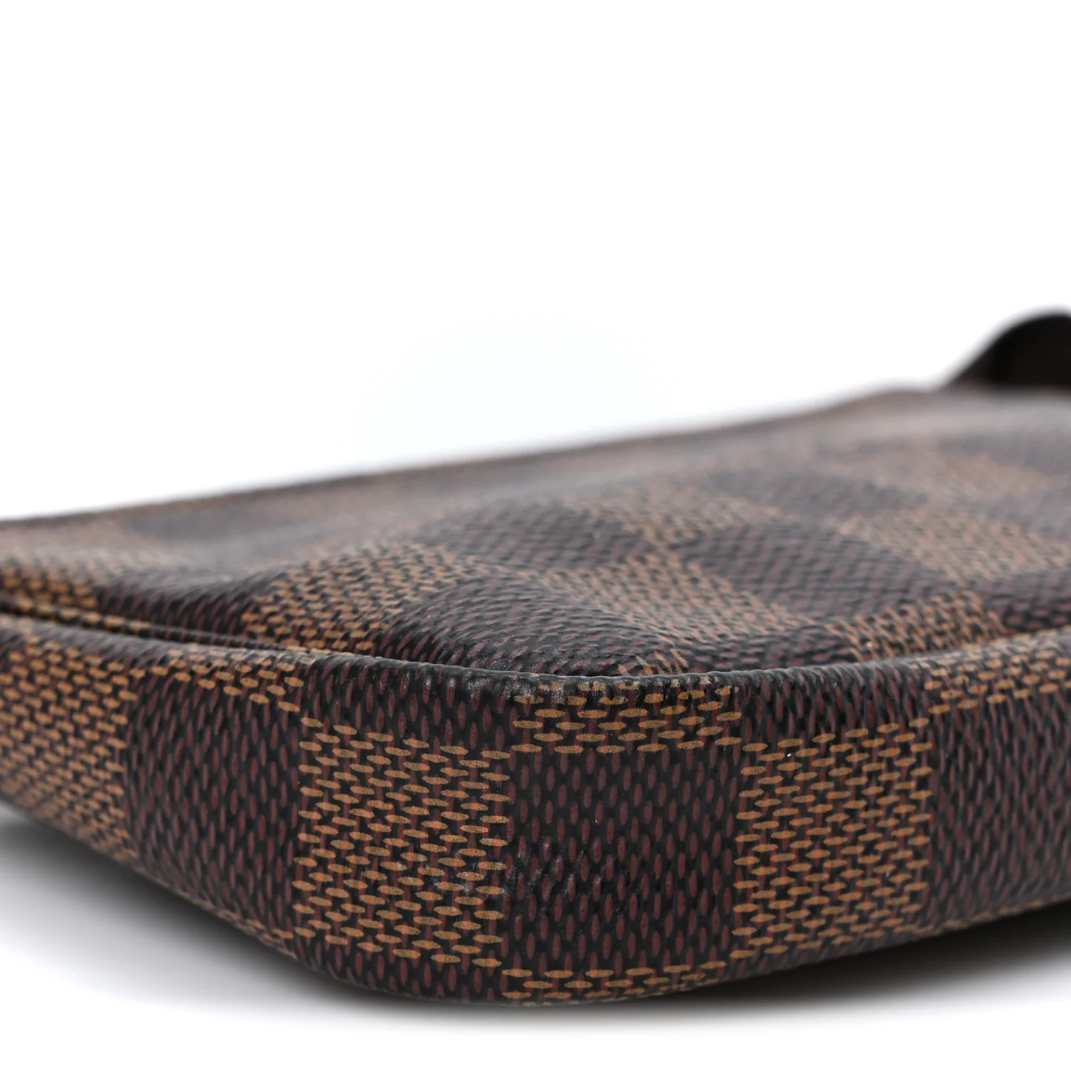 Damier Ebene Mini Pochette Accessories - Top Club