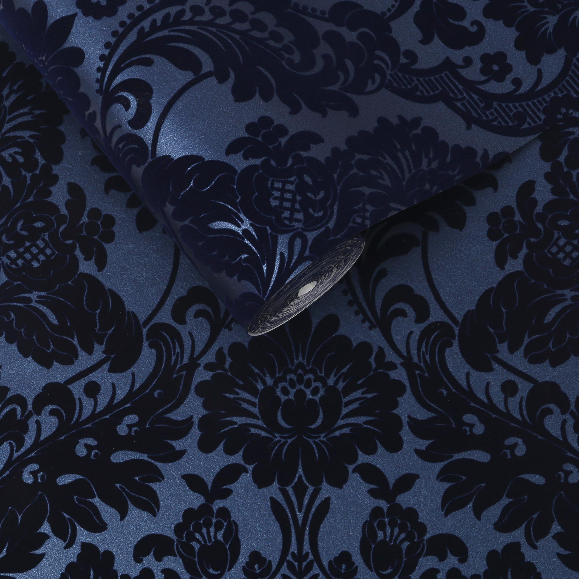 Graham & Brown  vliesbehang  Gothic Damask Flock Cobalt Graham & Brown  vliesbehang  Gothic Damask Flock Cobalt