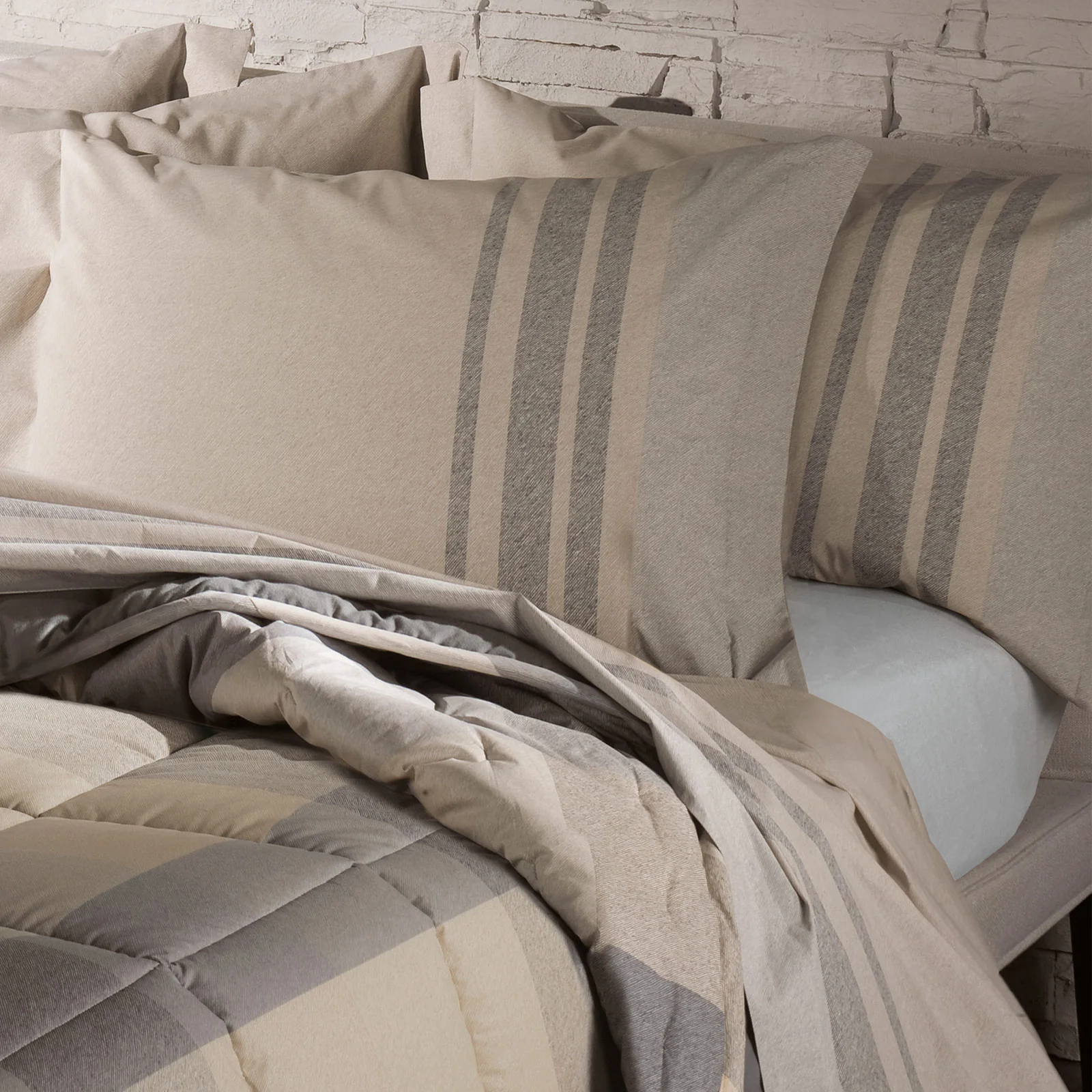 Lenzuolo Copriletto Con Federe In Cotone Cottage Matrimoniale Tortora Caleffi