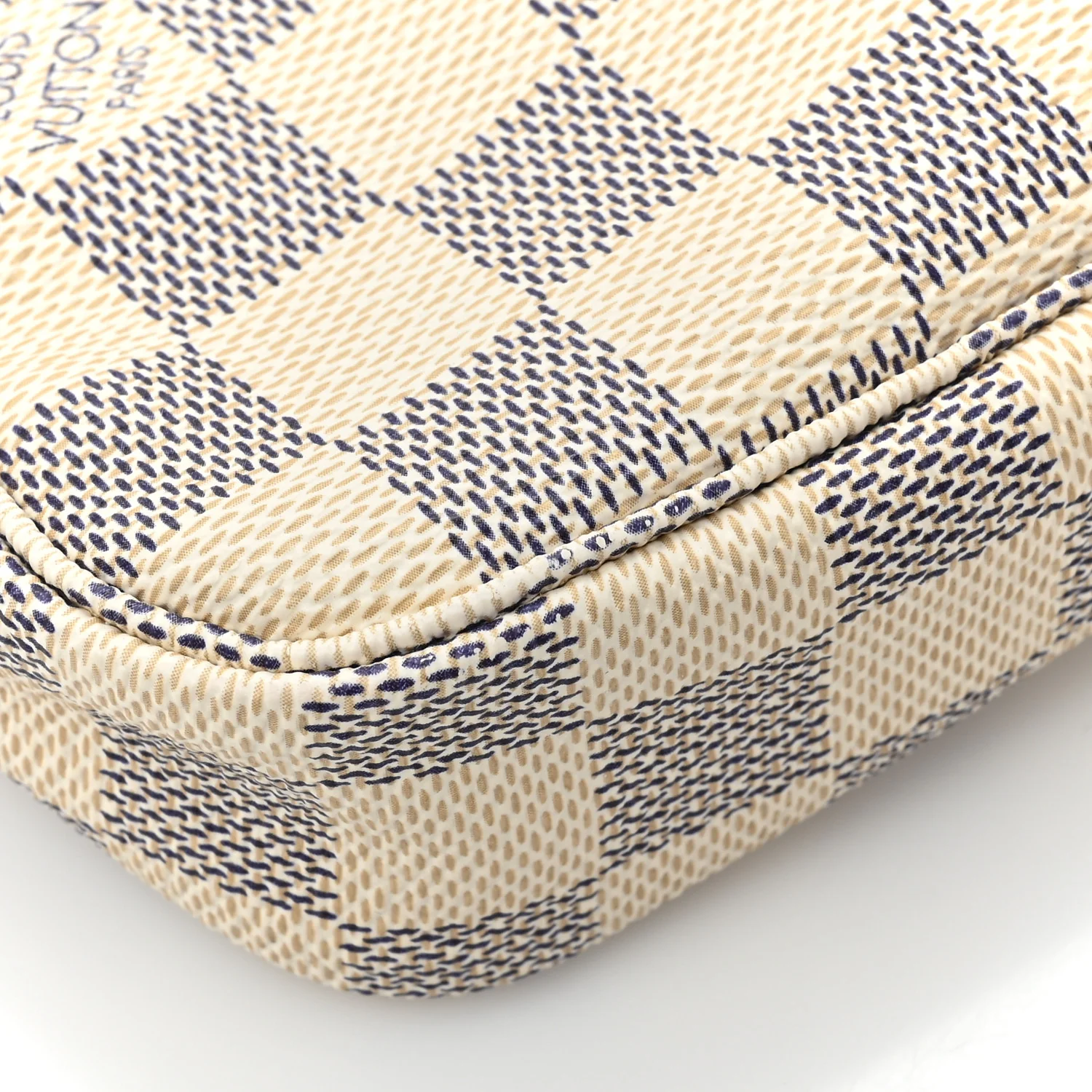 Damier Azur Pochette Accessories - Top Club