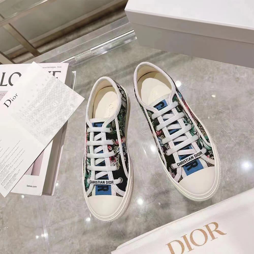 WALK N DIOR SNEAKER - Top Club