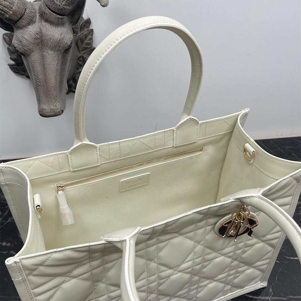 Dior Medium Dior Book Tote - Top Club