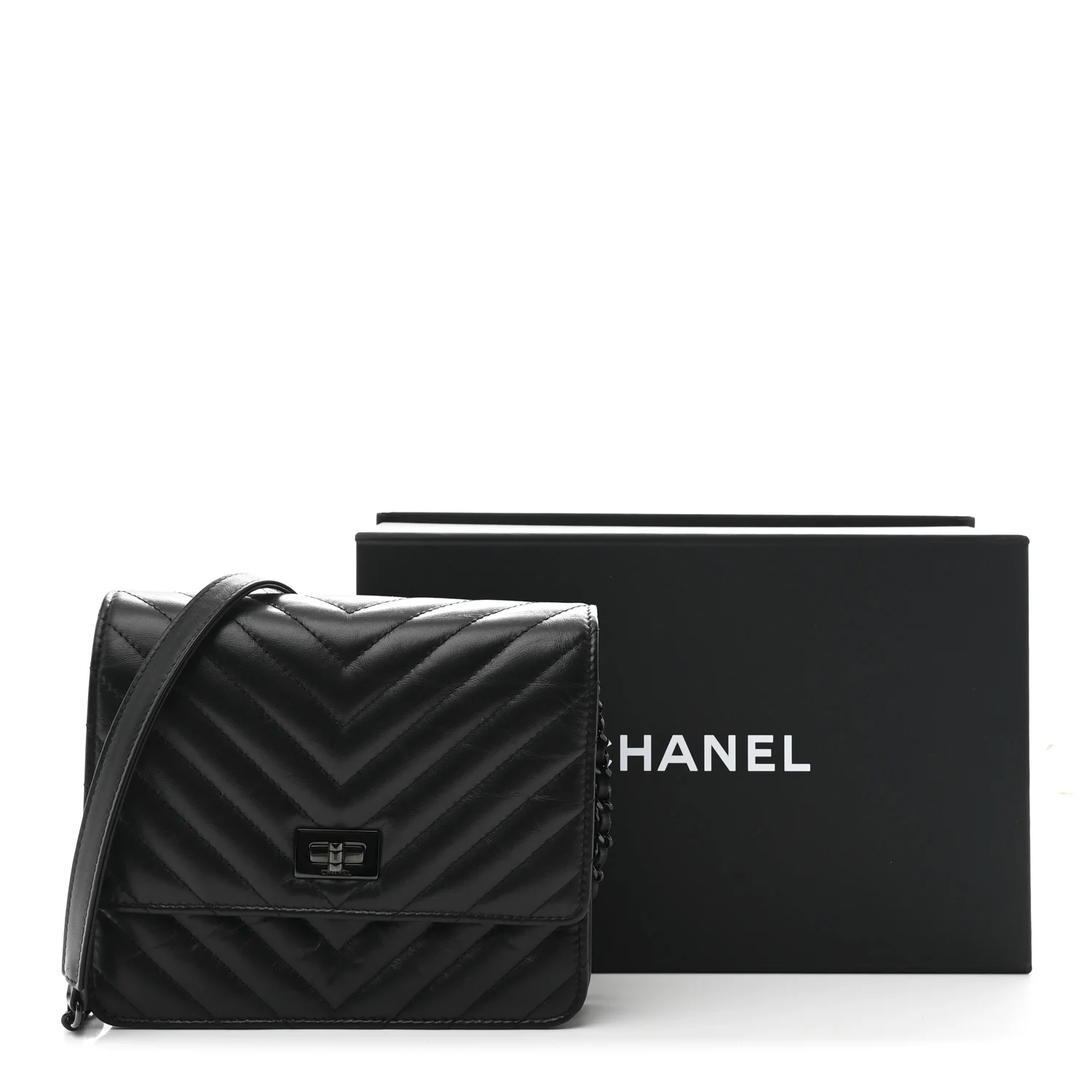 Aged Calfskin Chevron Quilted Reissue 2.55 Square Wallet On Chain WOC So Black - Top Club