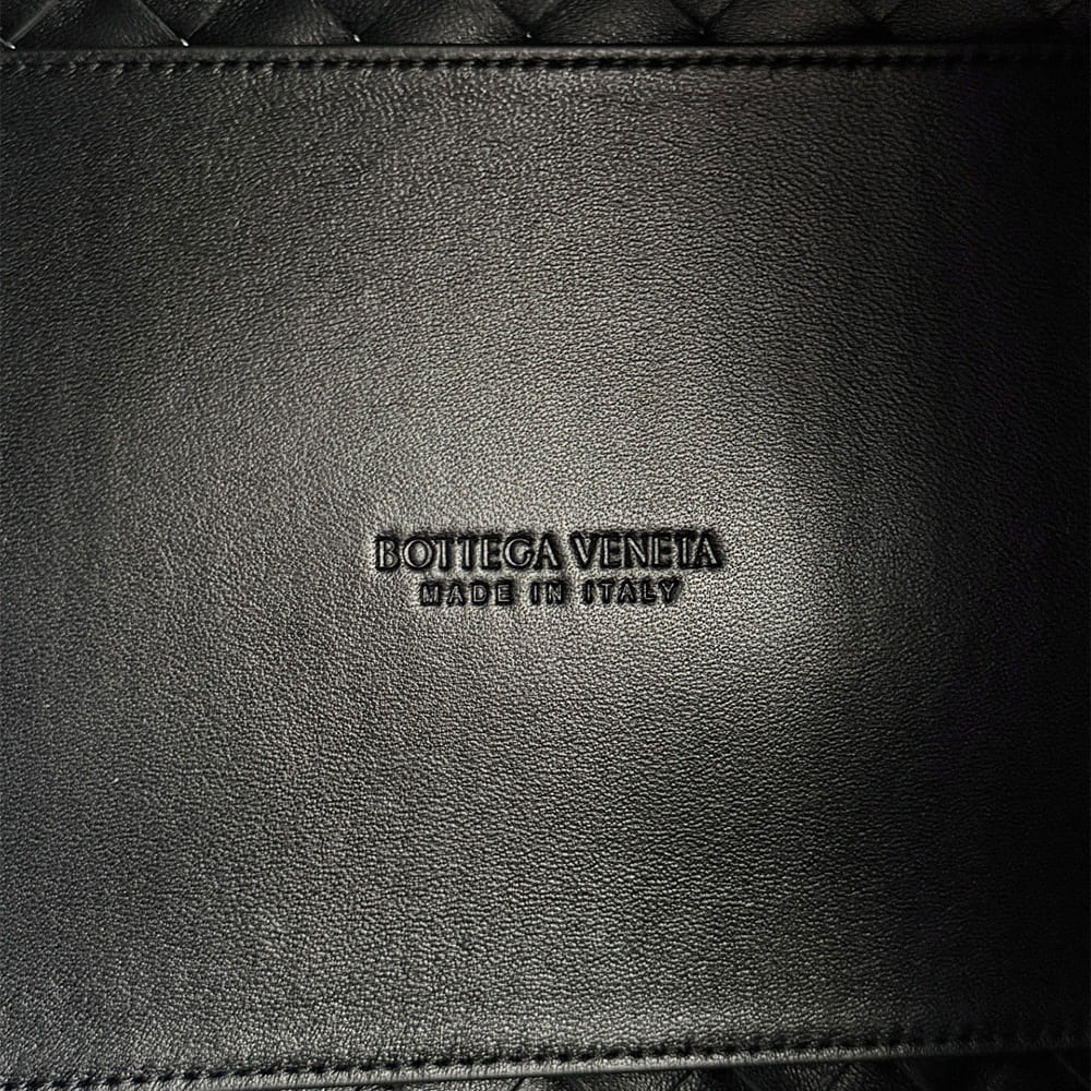 Bottega Veneta Medium Parachute(HIGH-END GRADE) - Top Club