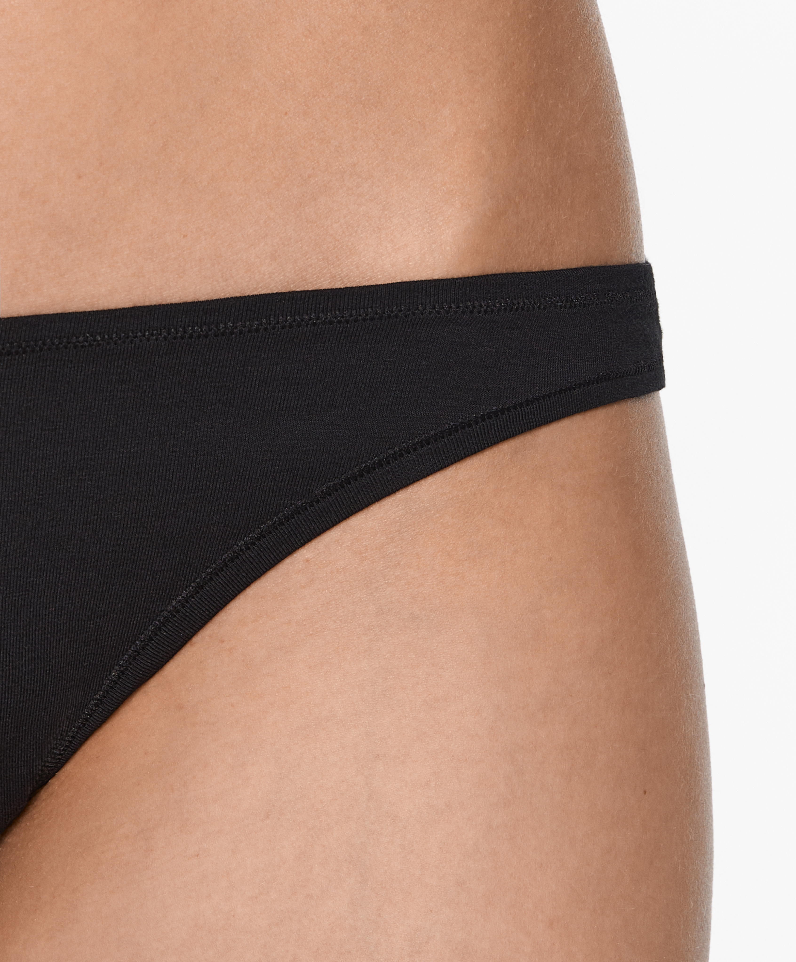 OYSHO 3 cotton blend thongs