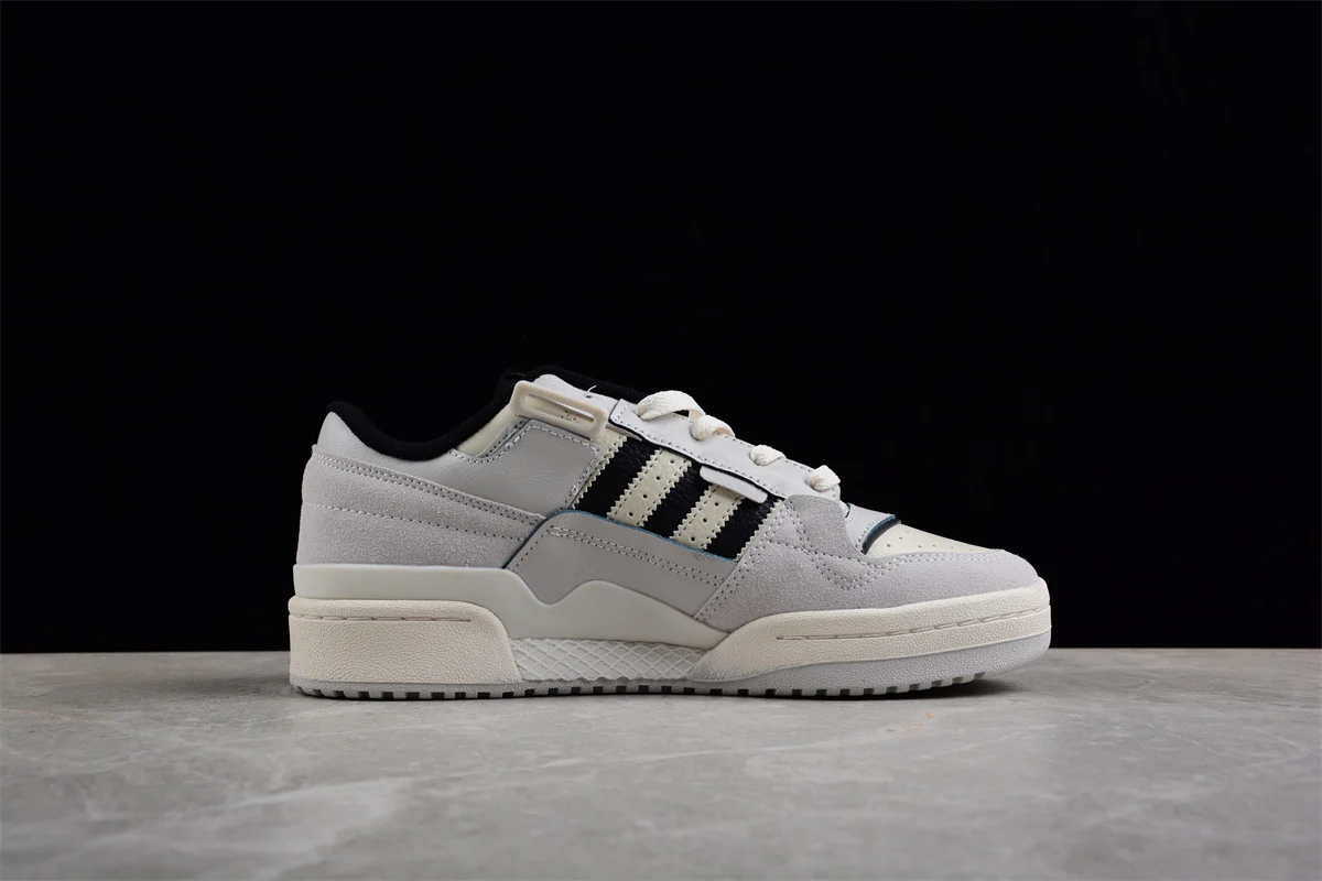 adidas Originals Forum Exhibit Low in Grey/Black - Sneaker Replica Workshop