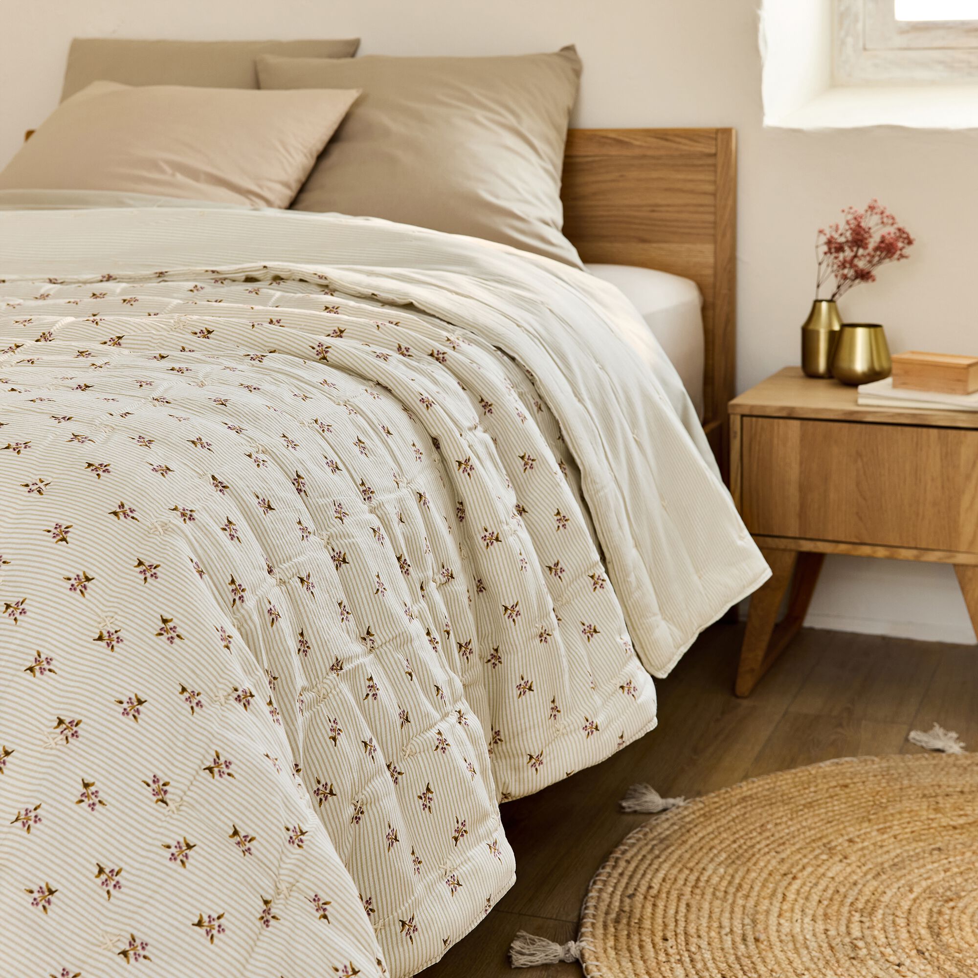 MOUCHOIR - Couvre-lit en lin et coton 220x240cm motif rayé et floral - blanc