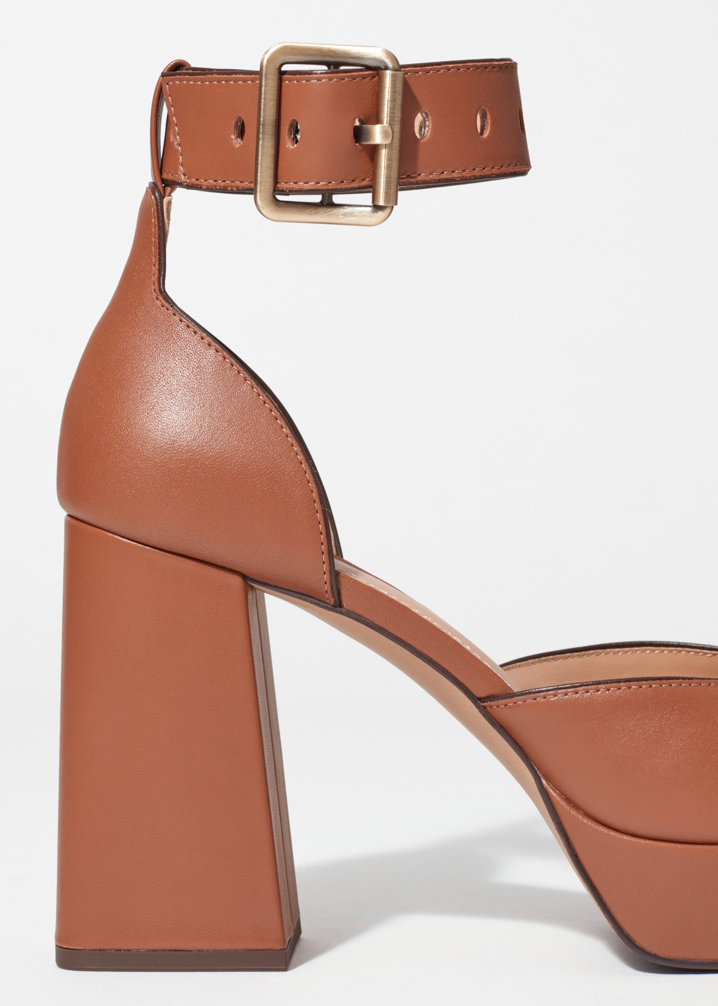 & Other Stories LEATHER PLATFORM HEELED SANDALS