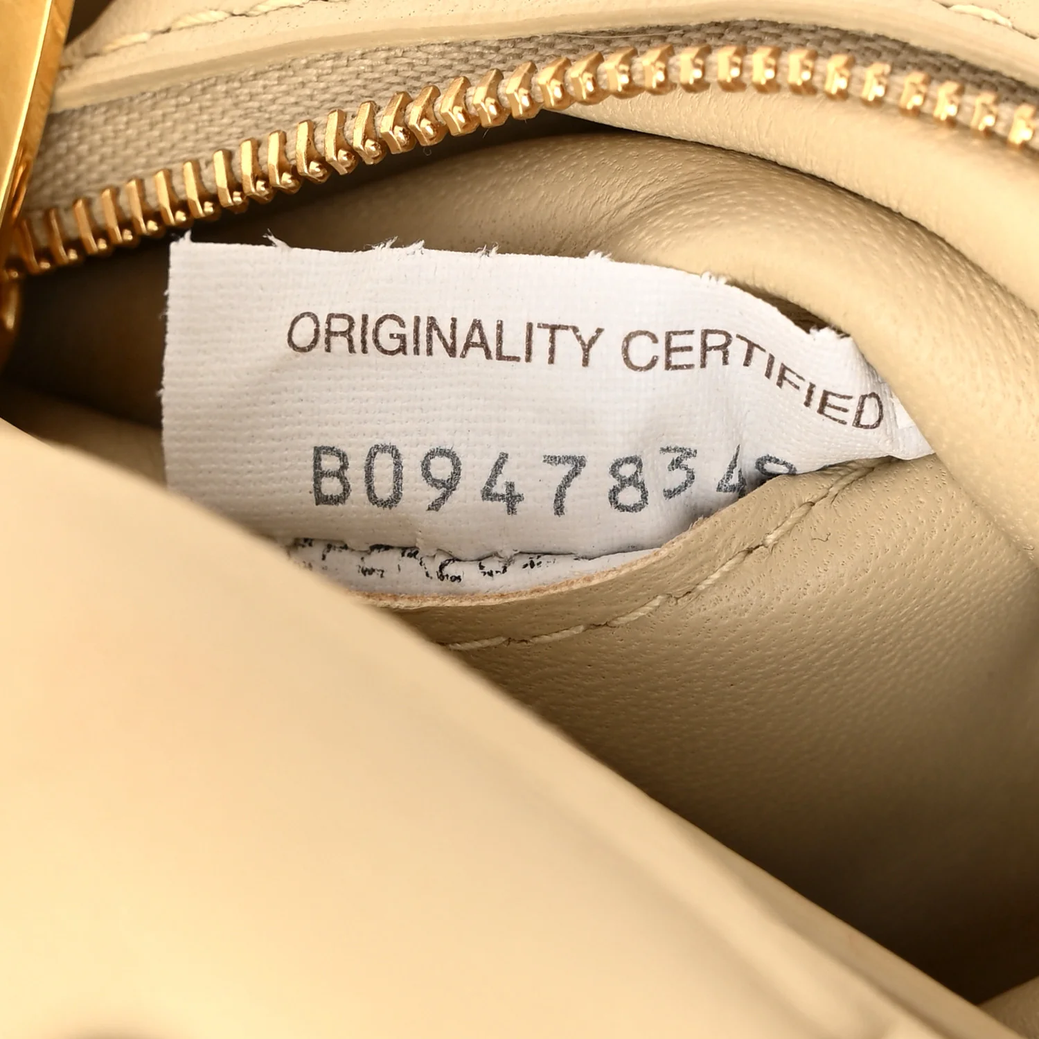 Lambskin Maxi Intreccio Padded Chain Cassette Crossbody Bag Porridge - Top Club