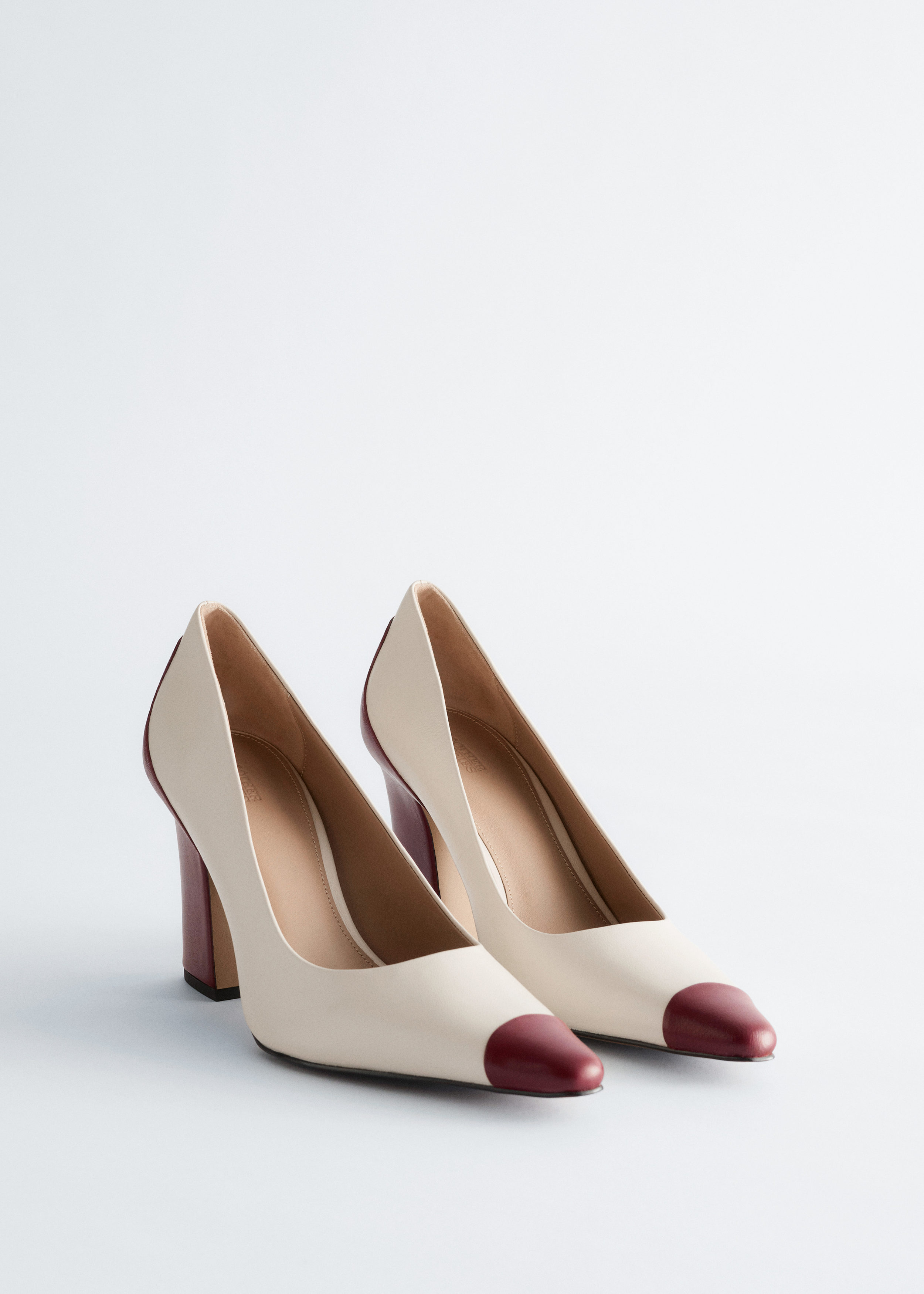 & Other Stories COLOUR-BLOCKED LEATHER PUMPS
