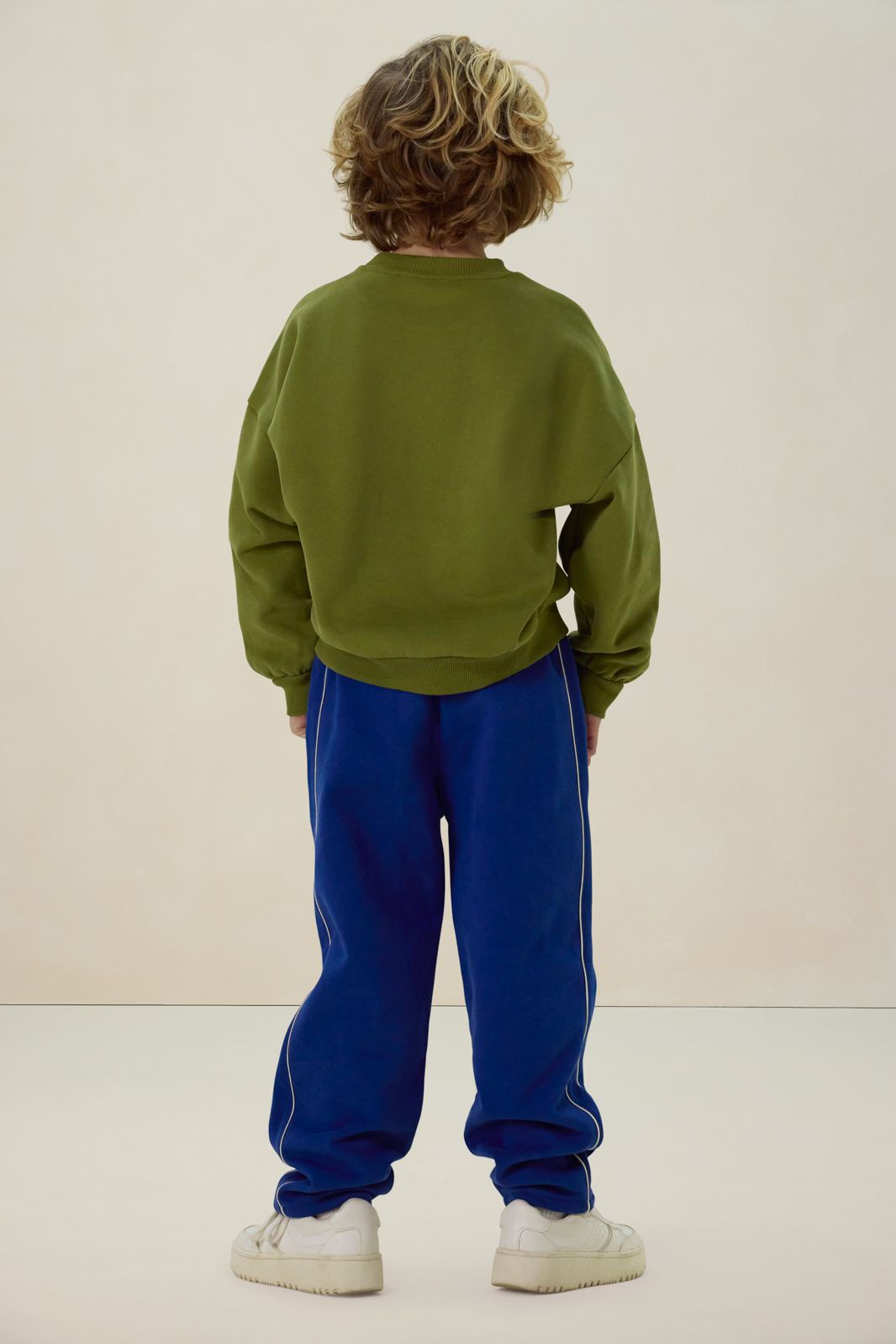 Blauwe sweatpants met strepen