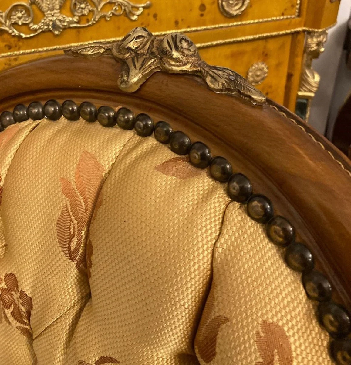Luxury Baroque Dining Chair Gold Pattern / Brown / Antique Brass - Handcrafted Solid Wood Chair with Lion Feet - Baroque Style Kitchen Chair - Dining Room Furniture in Baroque Style
