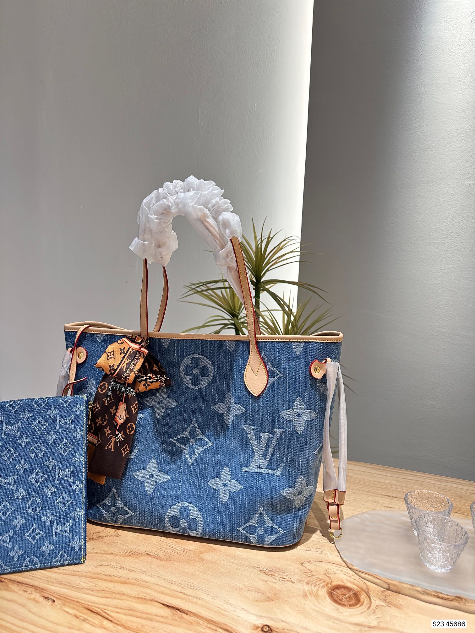 Louis new arrival denim neverfull tote bag size; 33 * 29 cm - Top Club