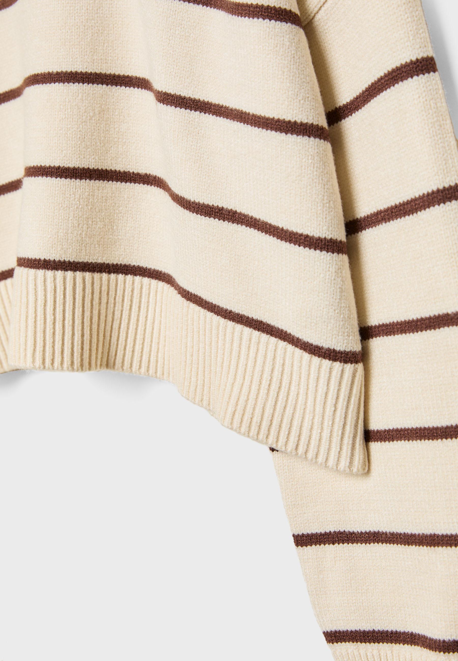 STRIPED CROPPED KNIT SWEATER