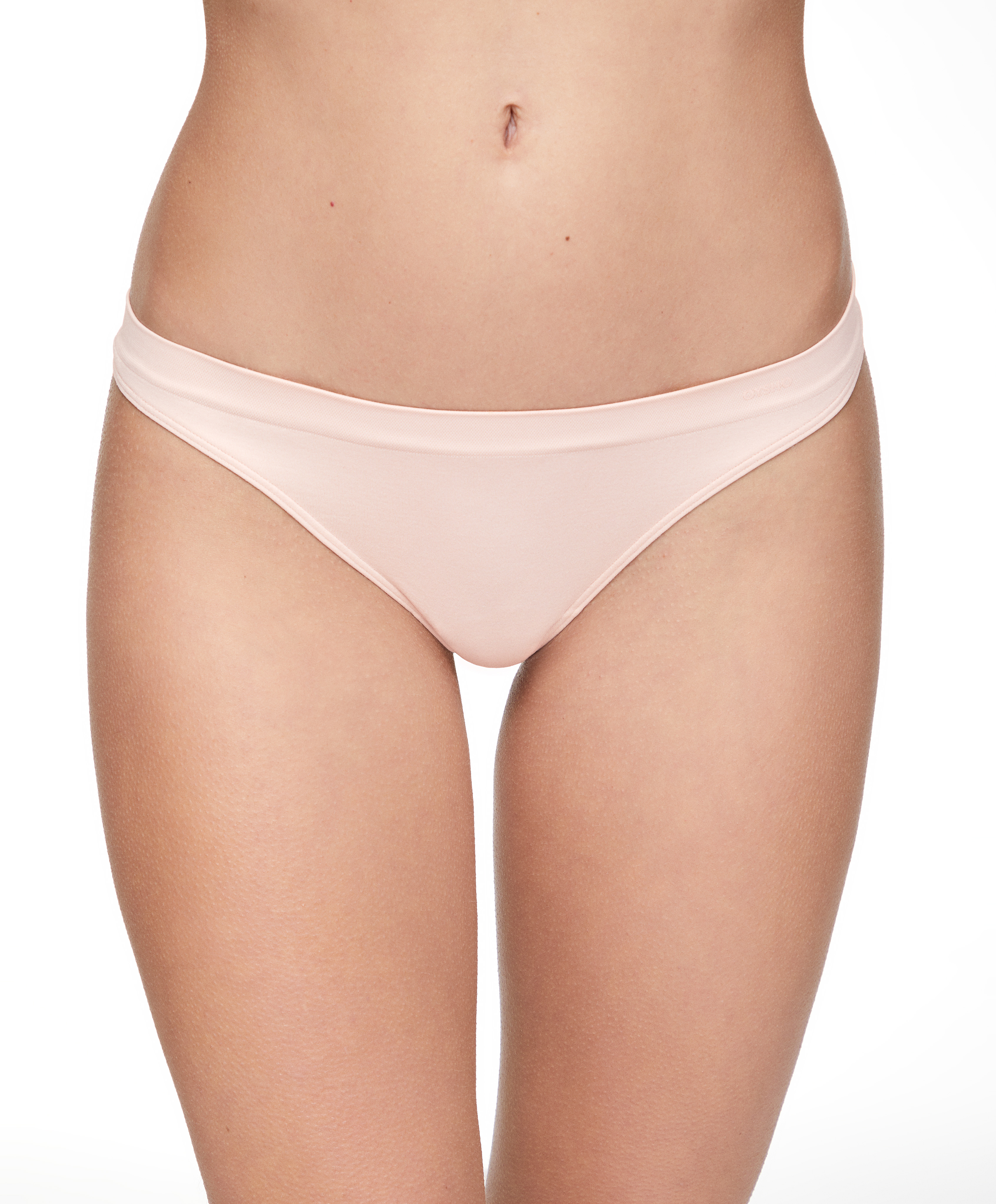 OYSHO 3 seamless soft-touch thongs