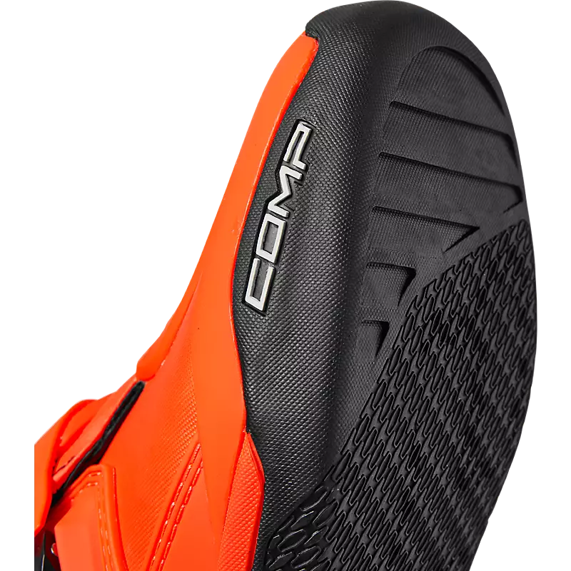 Complete boots