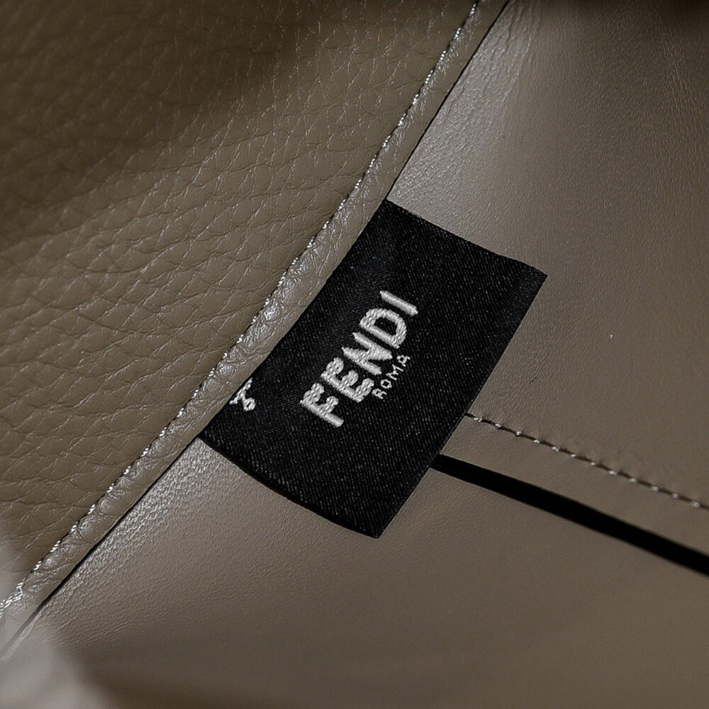 FENDI By The Way Selleria Medium - Top Club