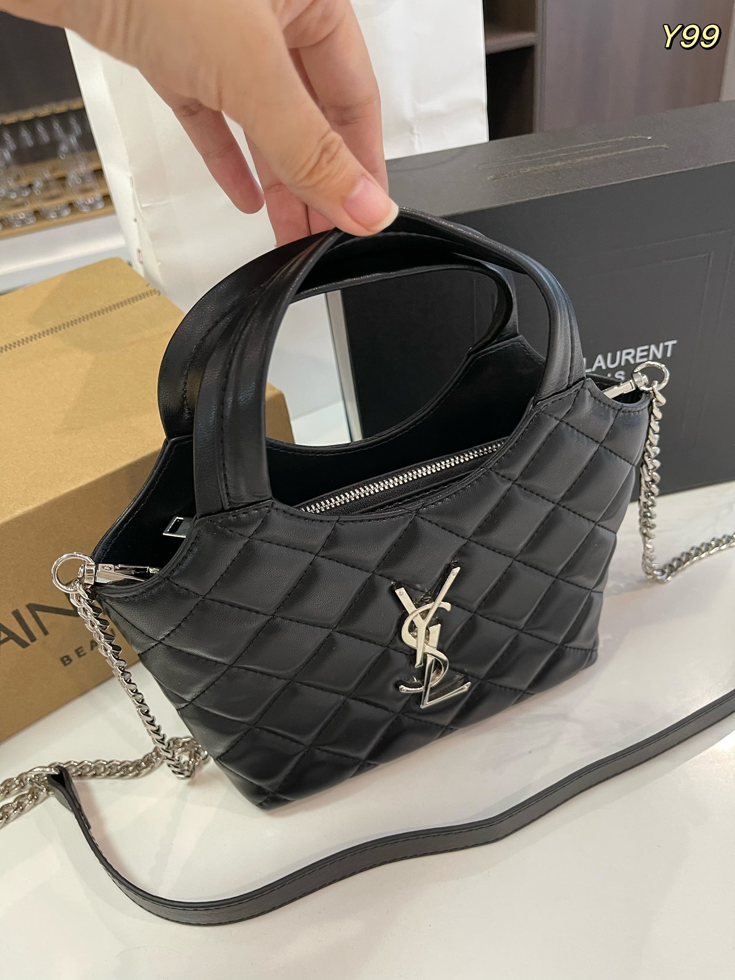 Y LCARE new arrival tote bag size??17*13cm - Top Club