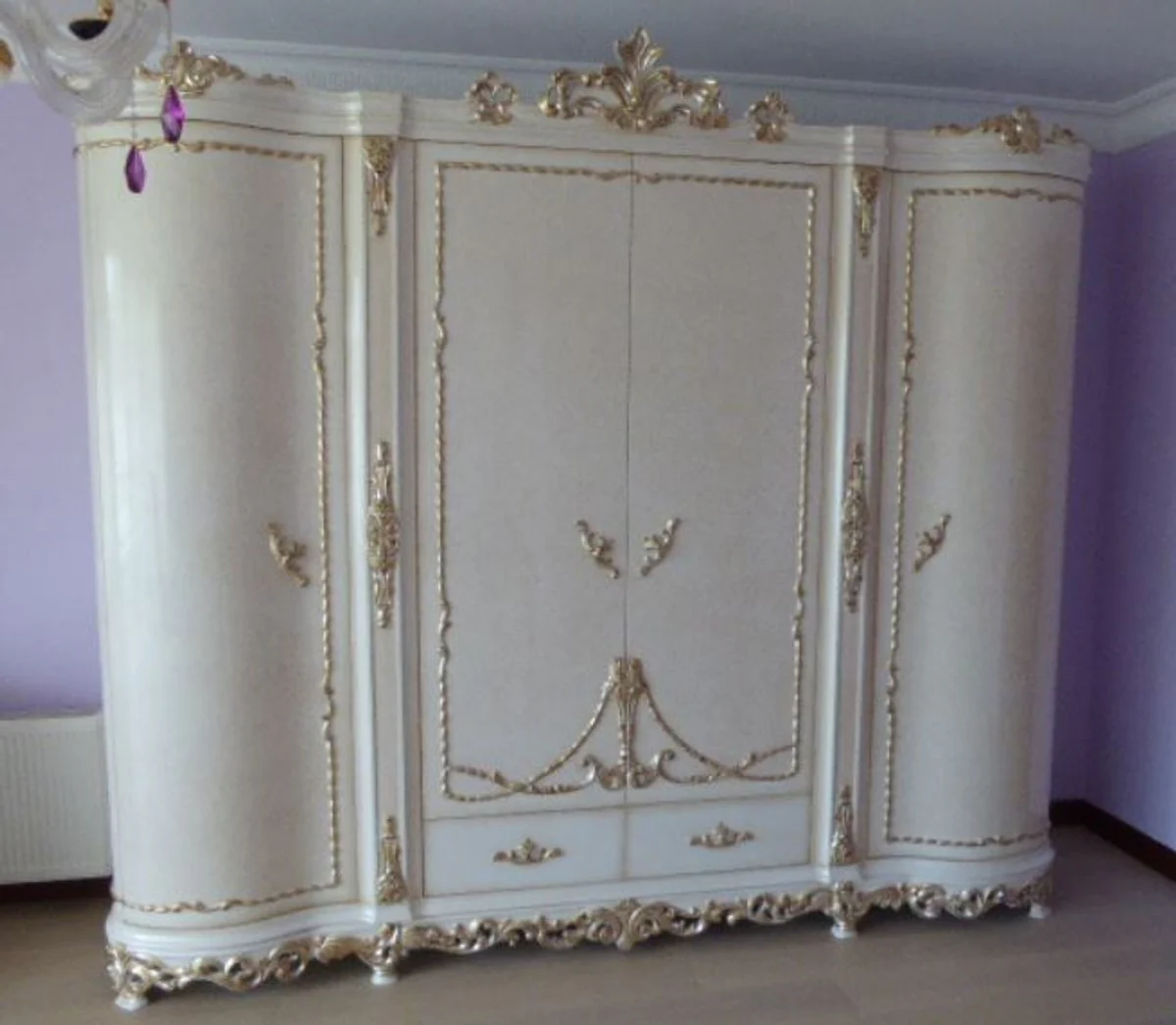 Luxury baroque bedroom wardrobe white / cream / silver / copper 320 x 70 x H. 250 cm - noble solid wood wardrobe - bedroom furniture in baroque style - luxury quality