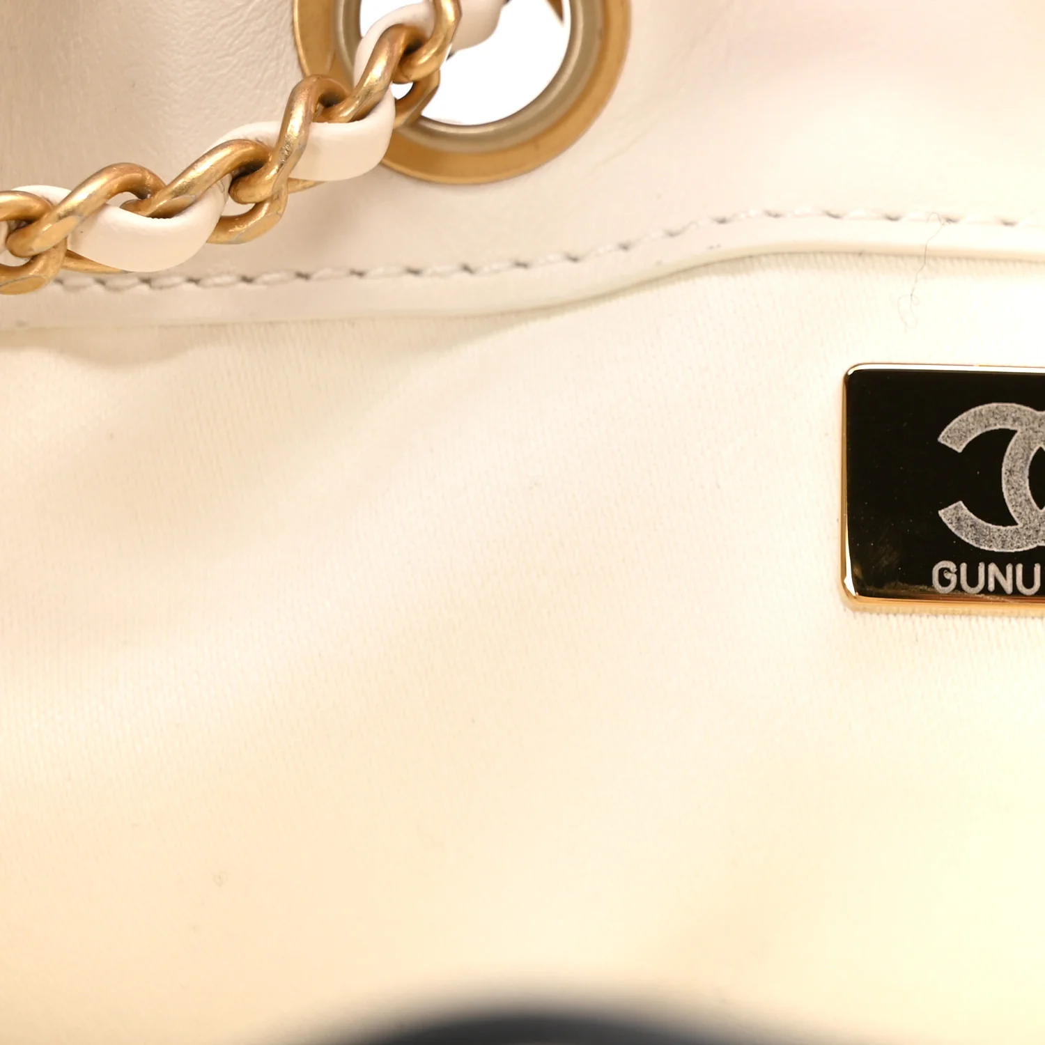 Braided Raffia Calfskin Quilted Small Chanel 25 Handbag White Black - Top Club