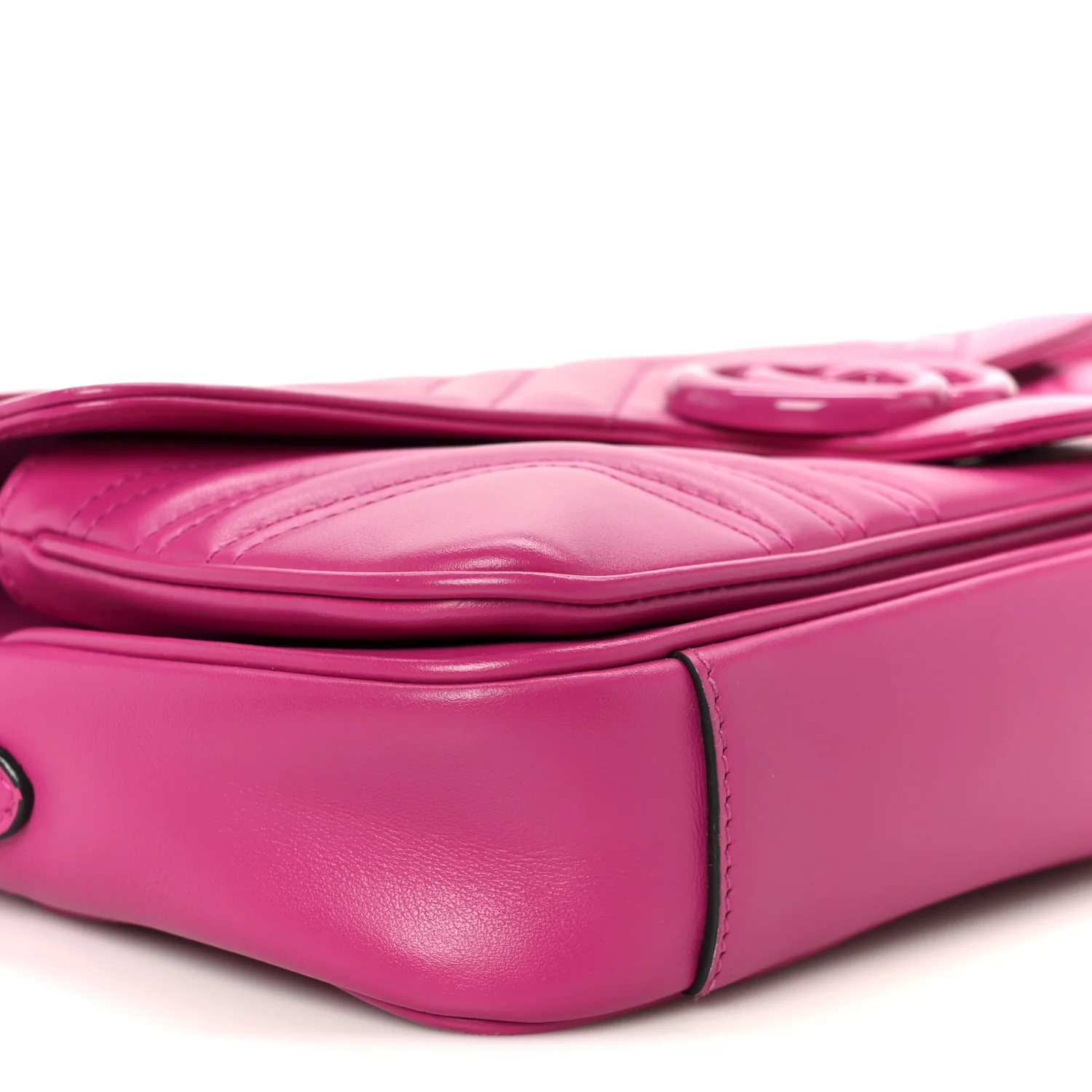Calfskin Matelasse Monochrome GG Marmont Crossbody Shoulder Bag Classic Fuxia - Top Club