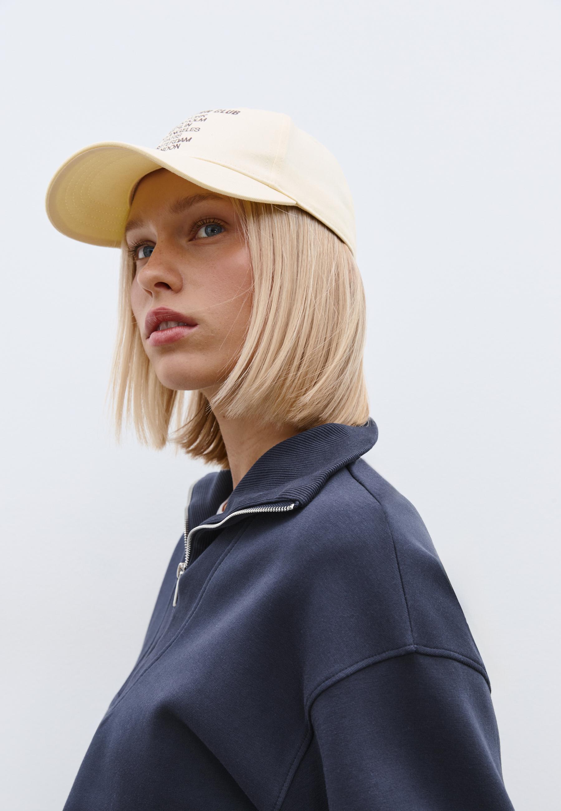HIGH-NECK SWEATSHIRT WITH ZIP