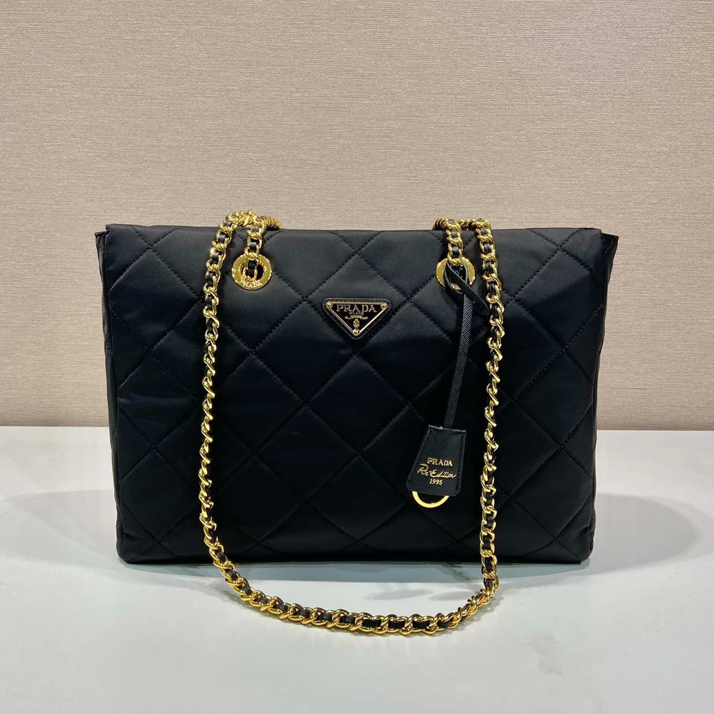 Prada Re-edition Vintage Chain Tote Bag - Top Club