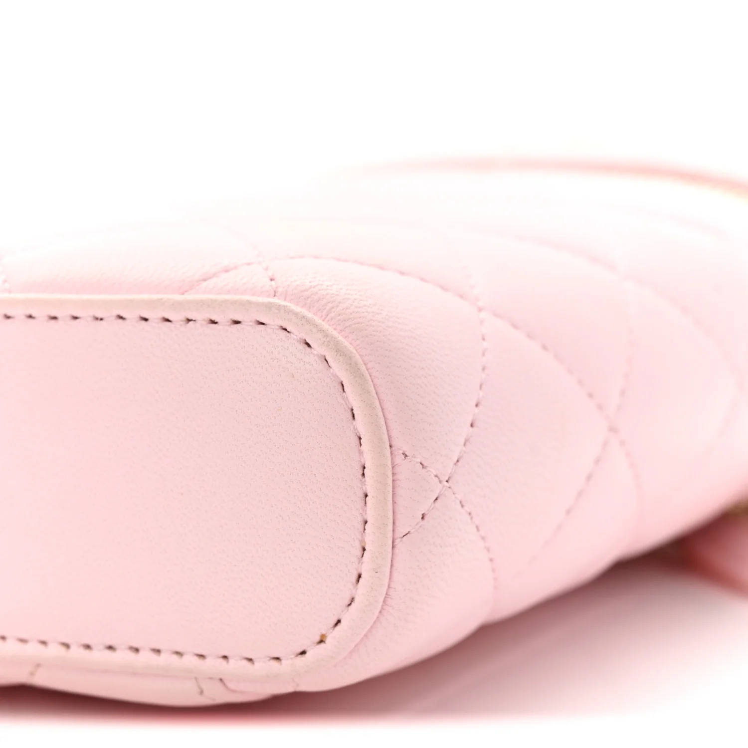 Lambskin Quilted Vertical Vanity Case With Chain Light Pink - Top Club