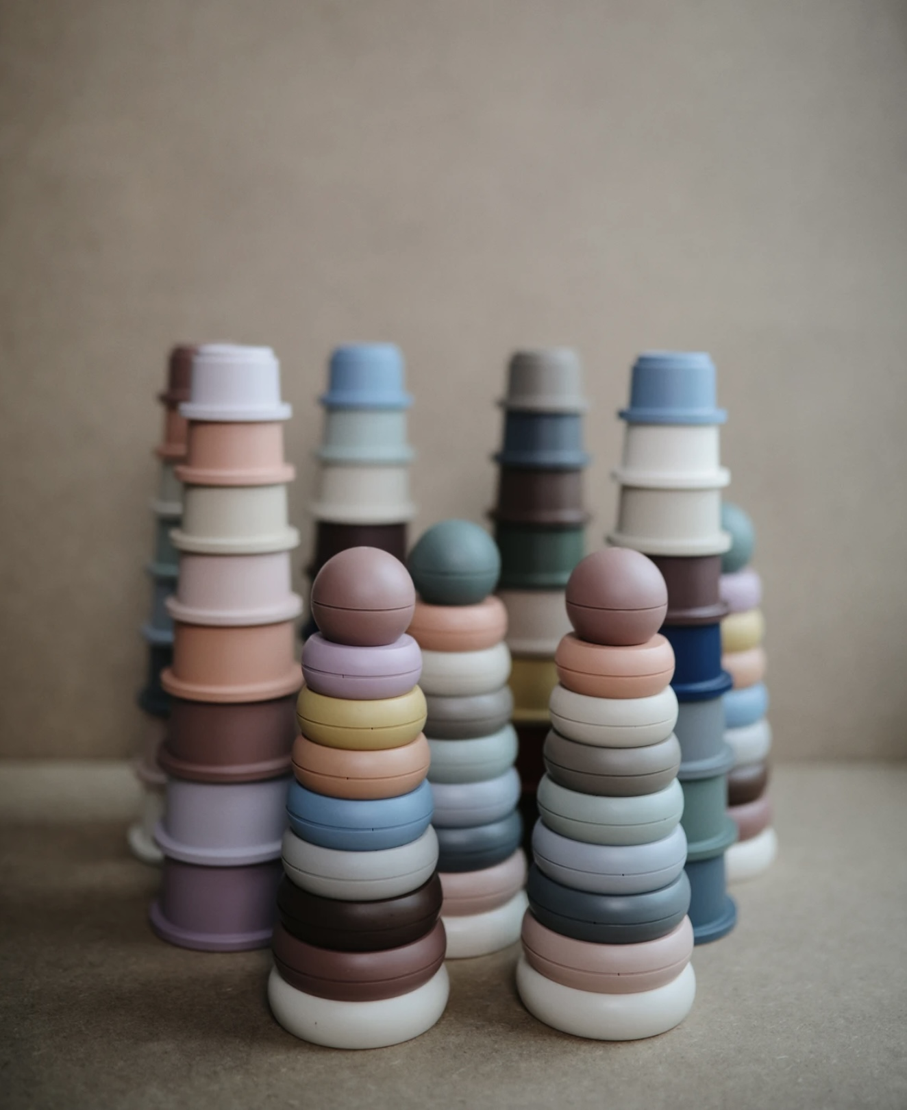 Mushie stapeltoren met ringen Rustic