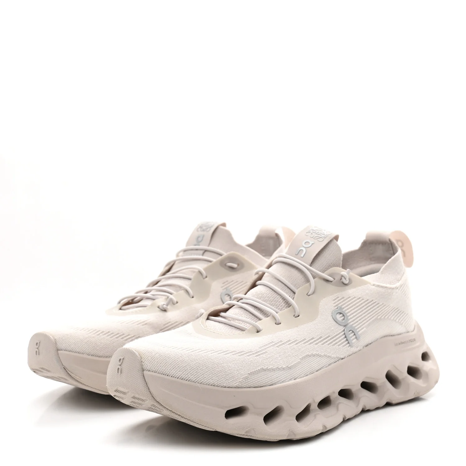 X ON Recycled Polyester Womens Cloudtilt Sneakers 38 Sand - Top Club