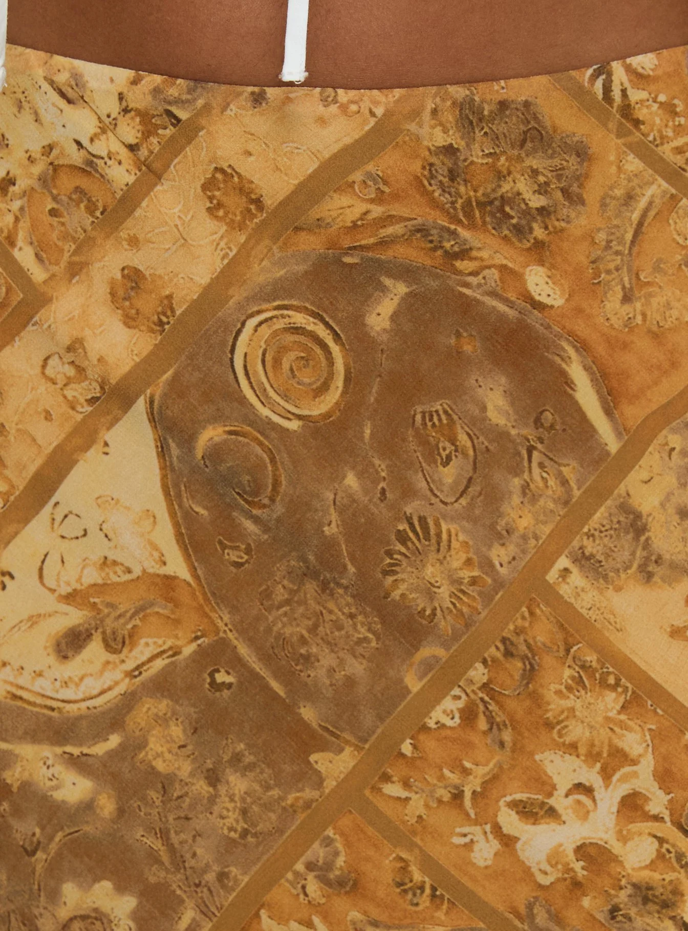 Lyanna Hanky Hem Maxi Skirt Multi