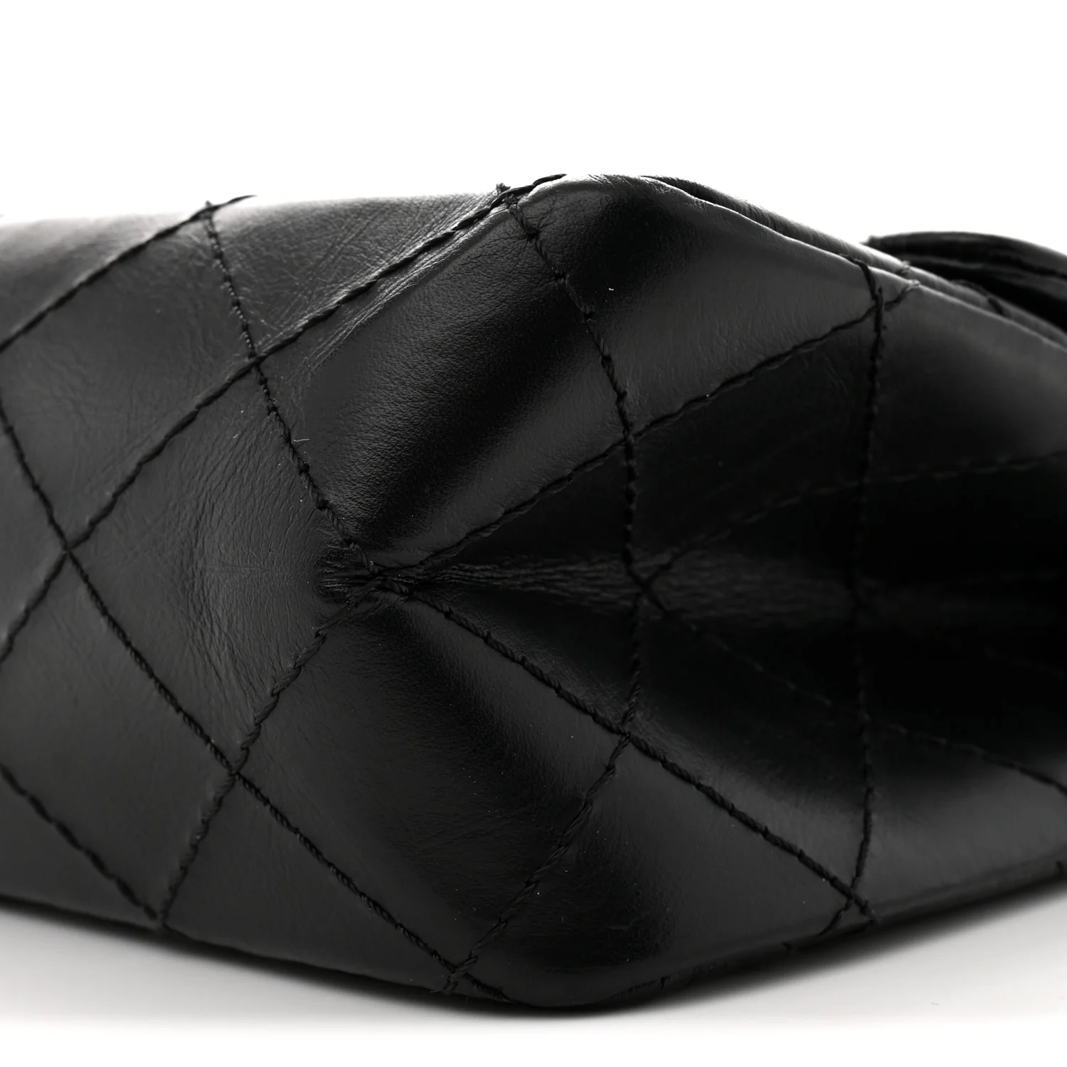 Aged Calfskin Quilted 2.55 Reissue 226 Flap Black - Top Club