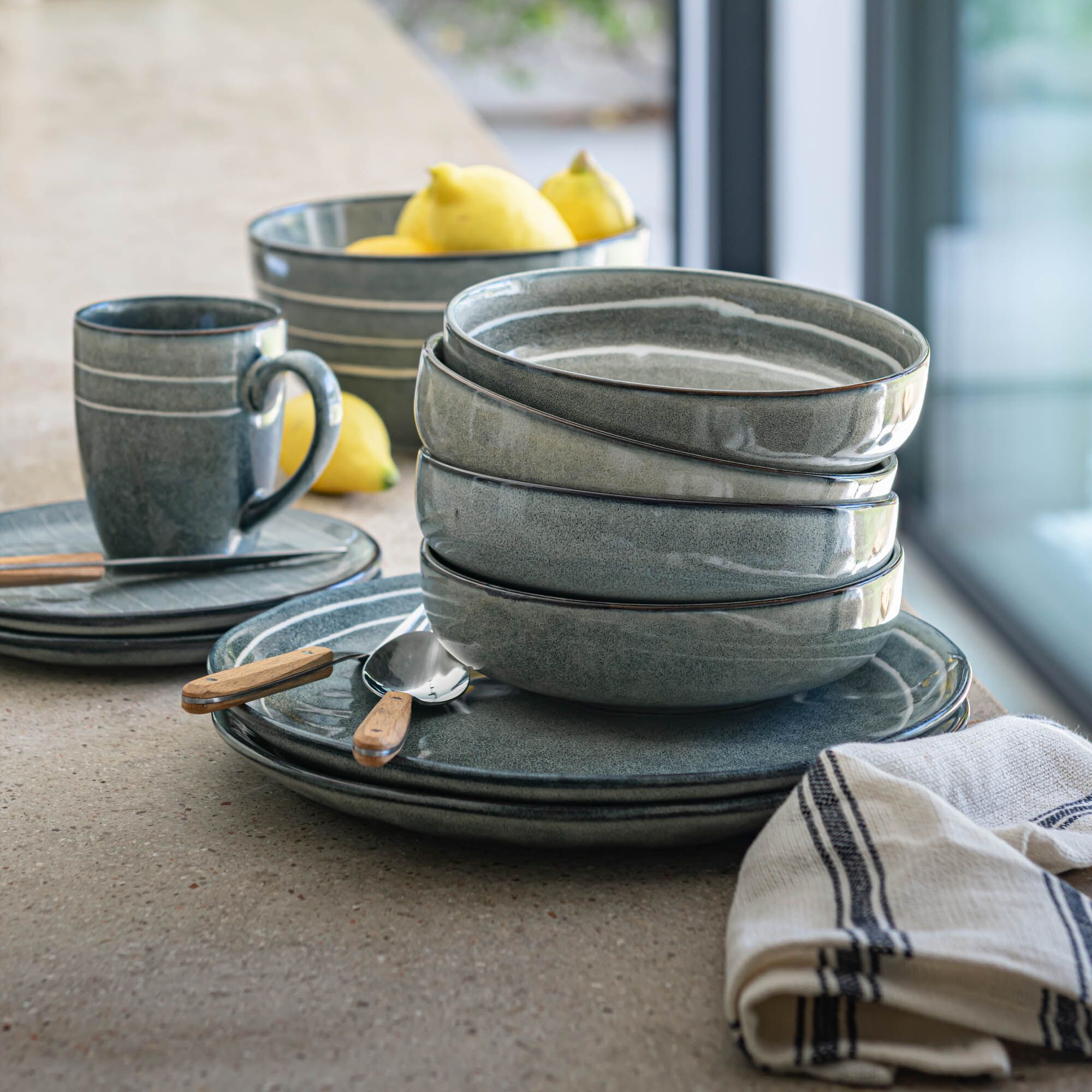 MACAO - Saladier en grès D20cm - bleu calaluna