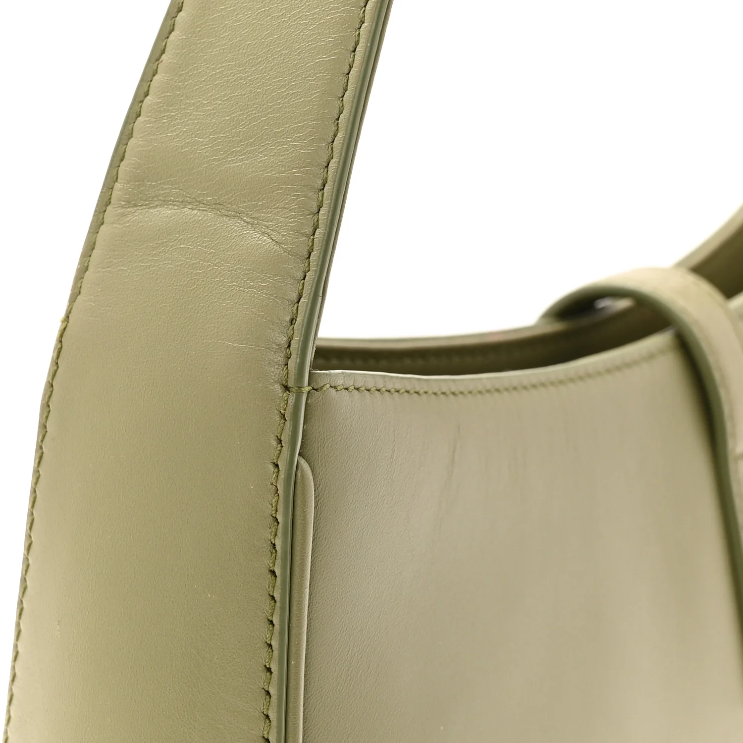 Smooth Calfskin Le 5 A 7 Hobo Pistache - Top Club