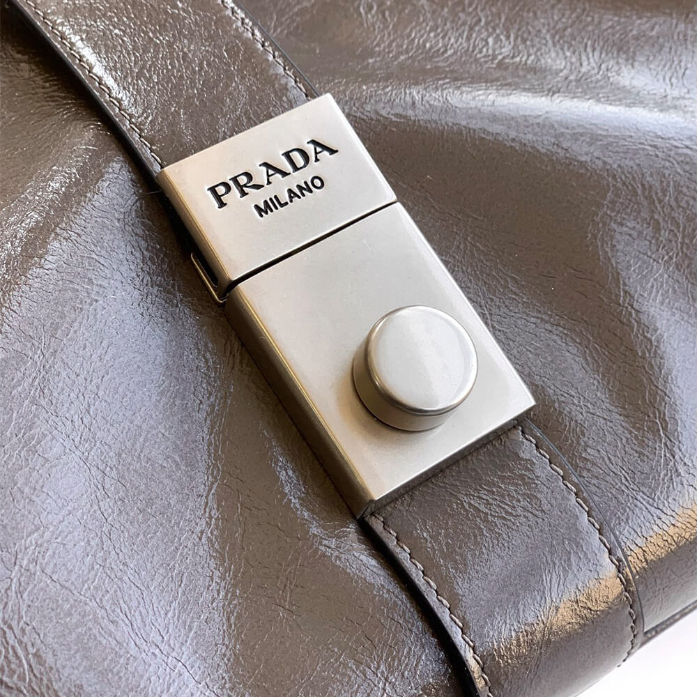Prada Medium leather tote bag(high-end grade) - Top Club