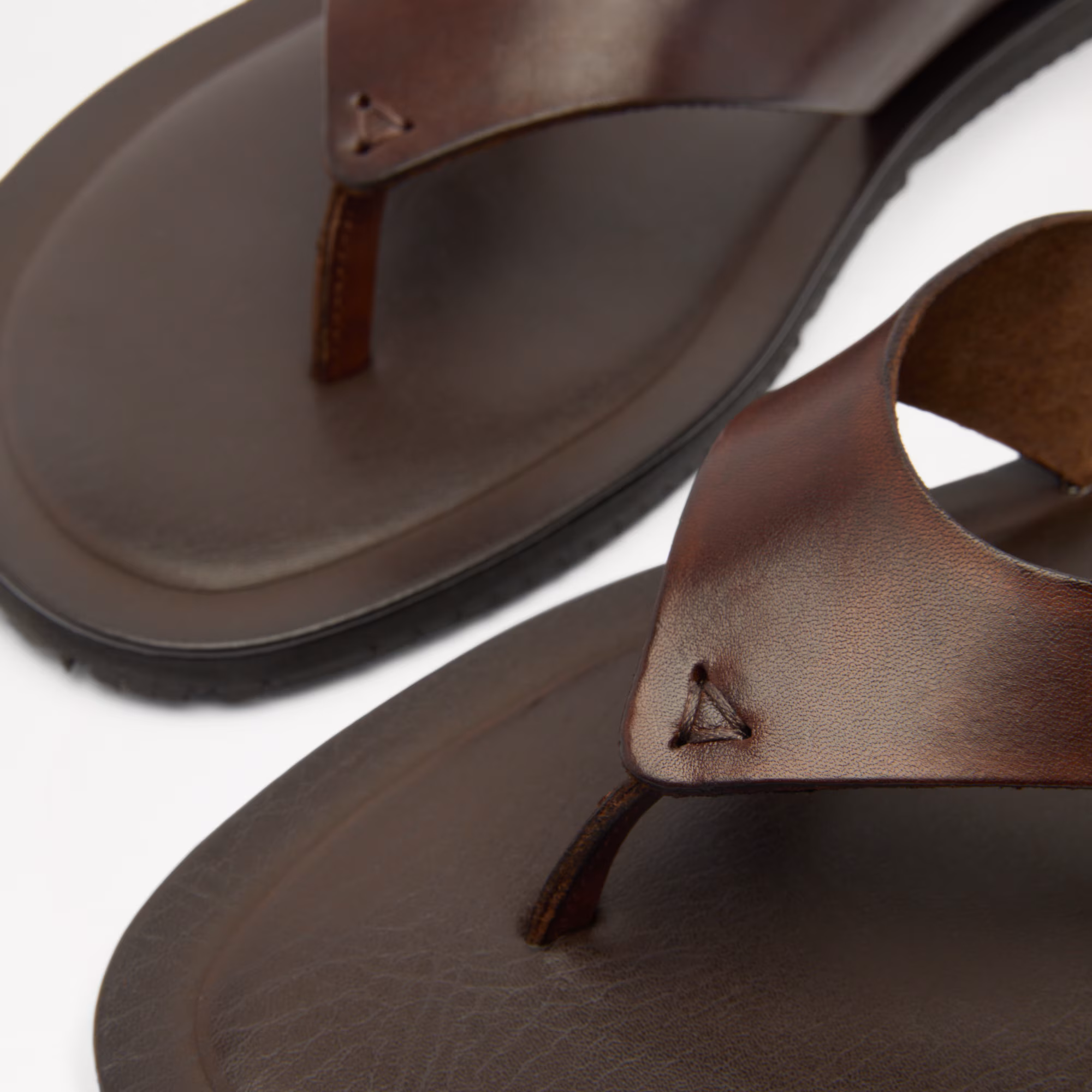 ClaremontToe Post Sandal
