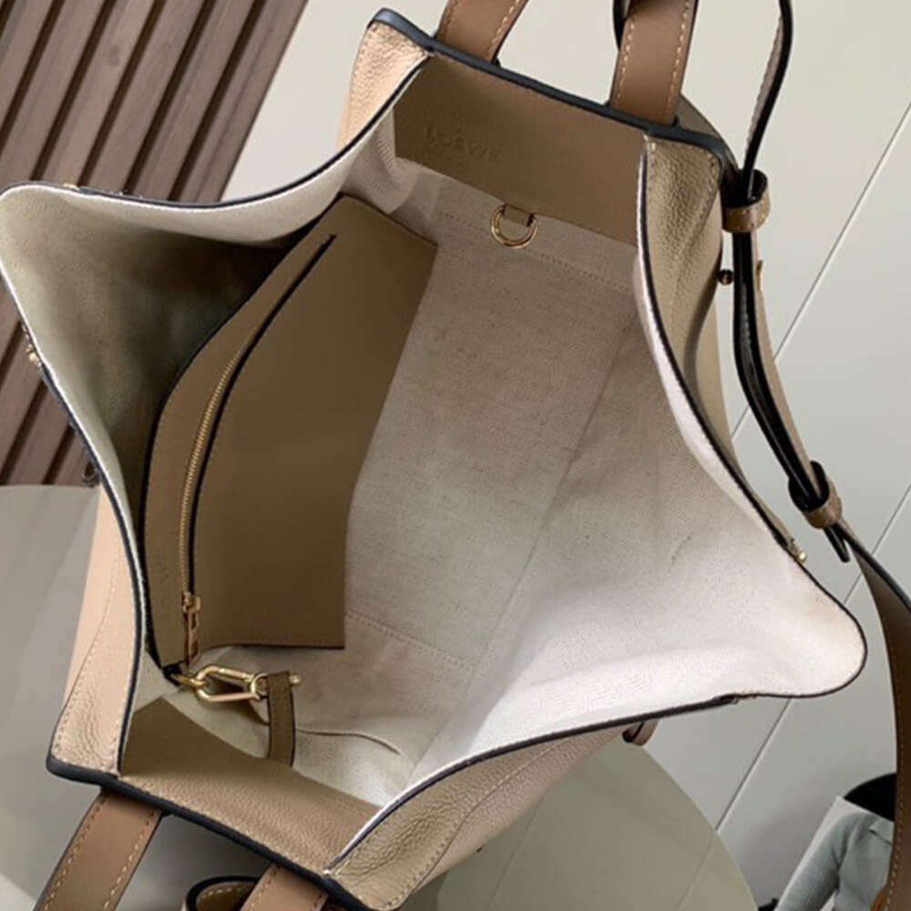 LOEWE Small Hammock bag in soft grained calfskin - Top Club