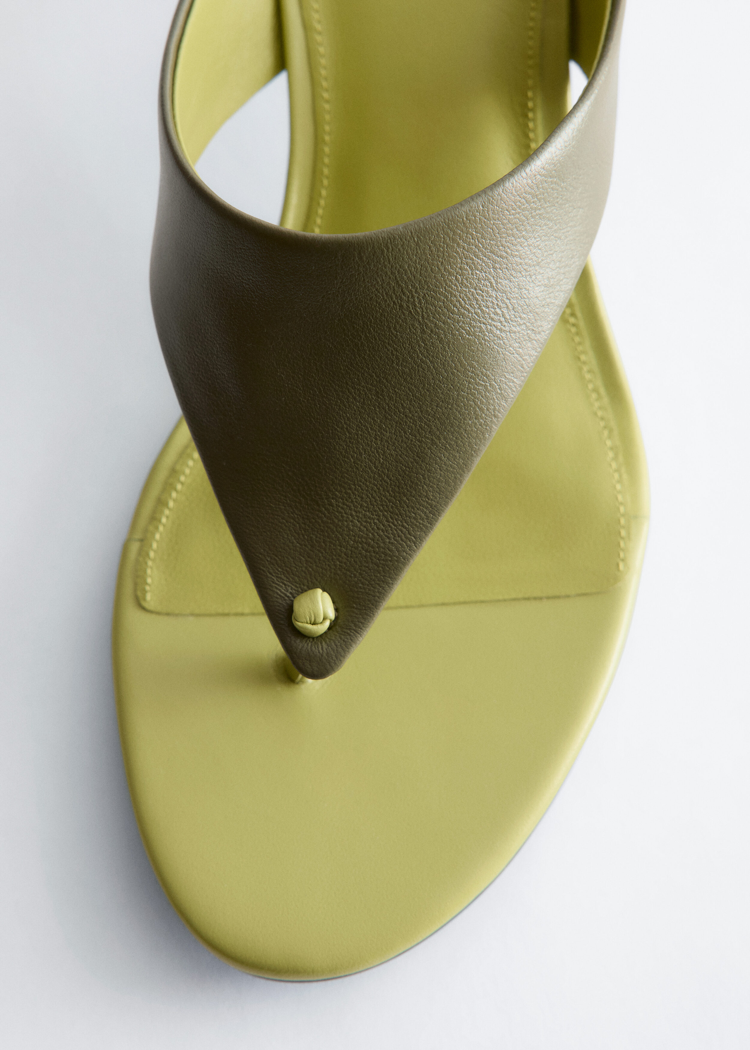 & Other Stories LEATHER KITTEN HEELS