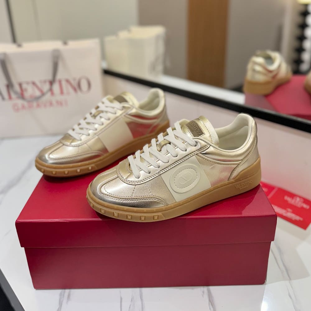 VALENTINO Women s UPVILLAGE calfskin sneakers - Top Club