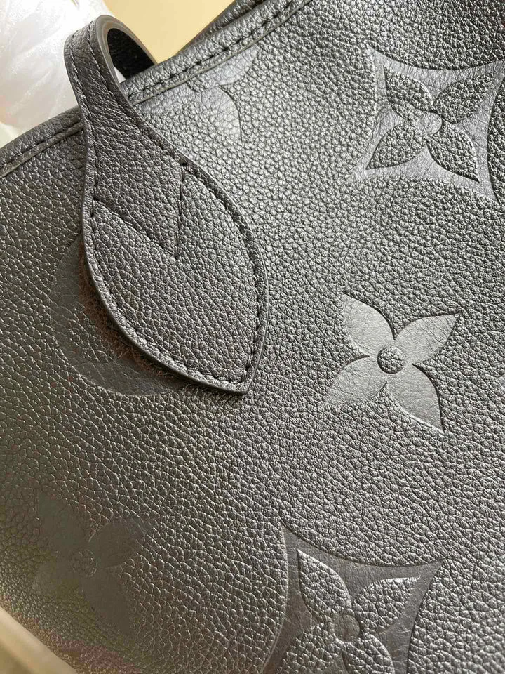 LOUIS VUITTON NEVERFULL MM TOTE BAG - Top Club