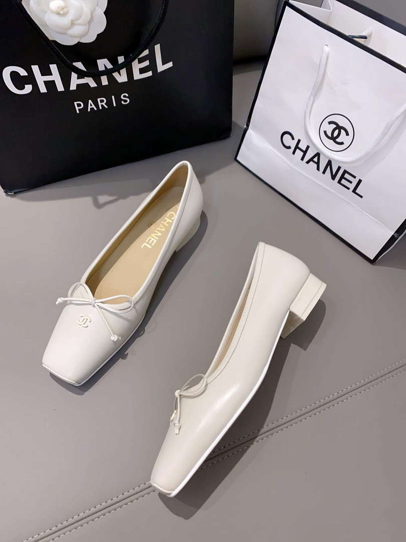 Chanel Women's Loafers Fashion Shoes C93263 - Sneaker Replica Workshop